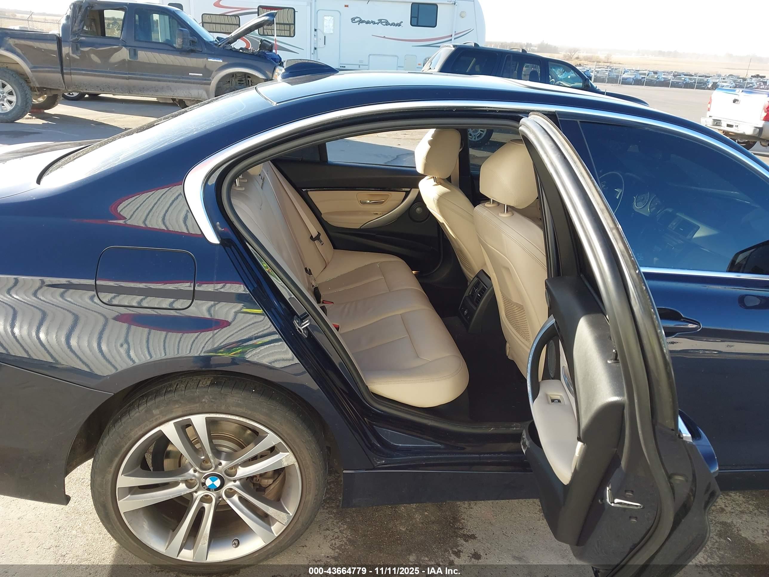 BMW 330I image 8