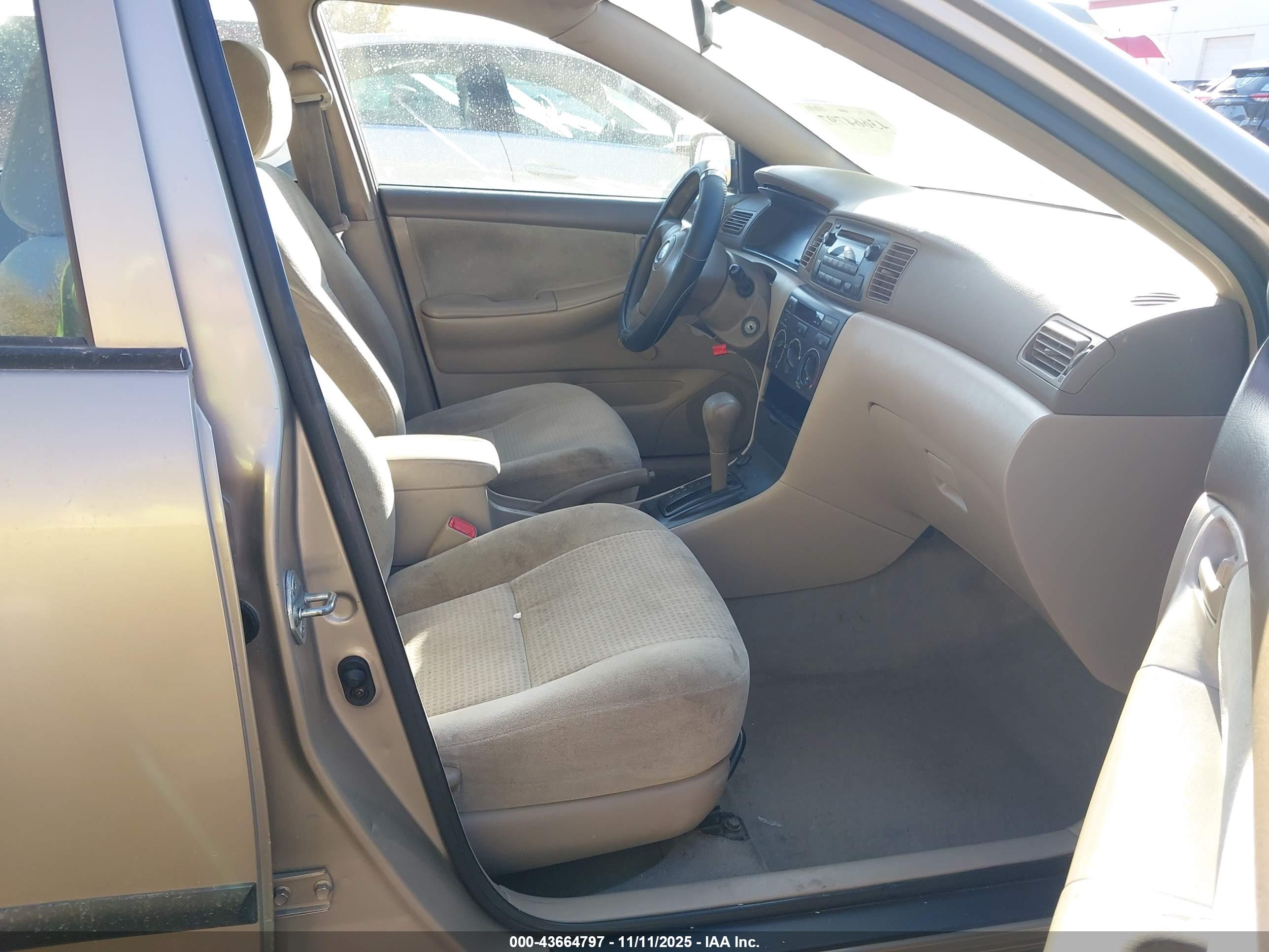 TOYOTA COROLLA image 5