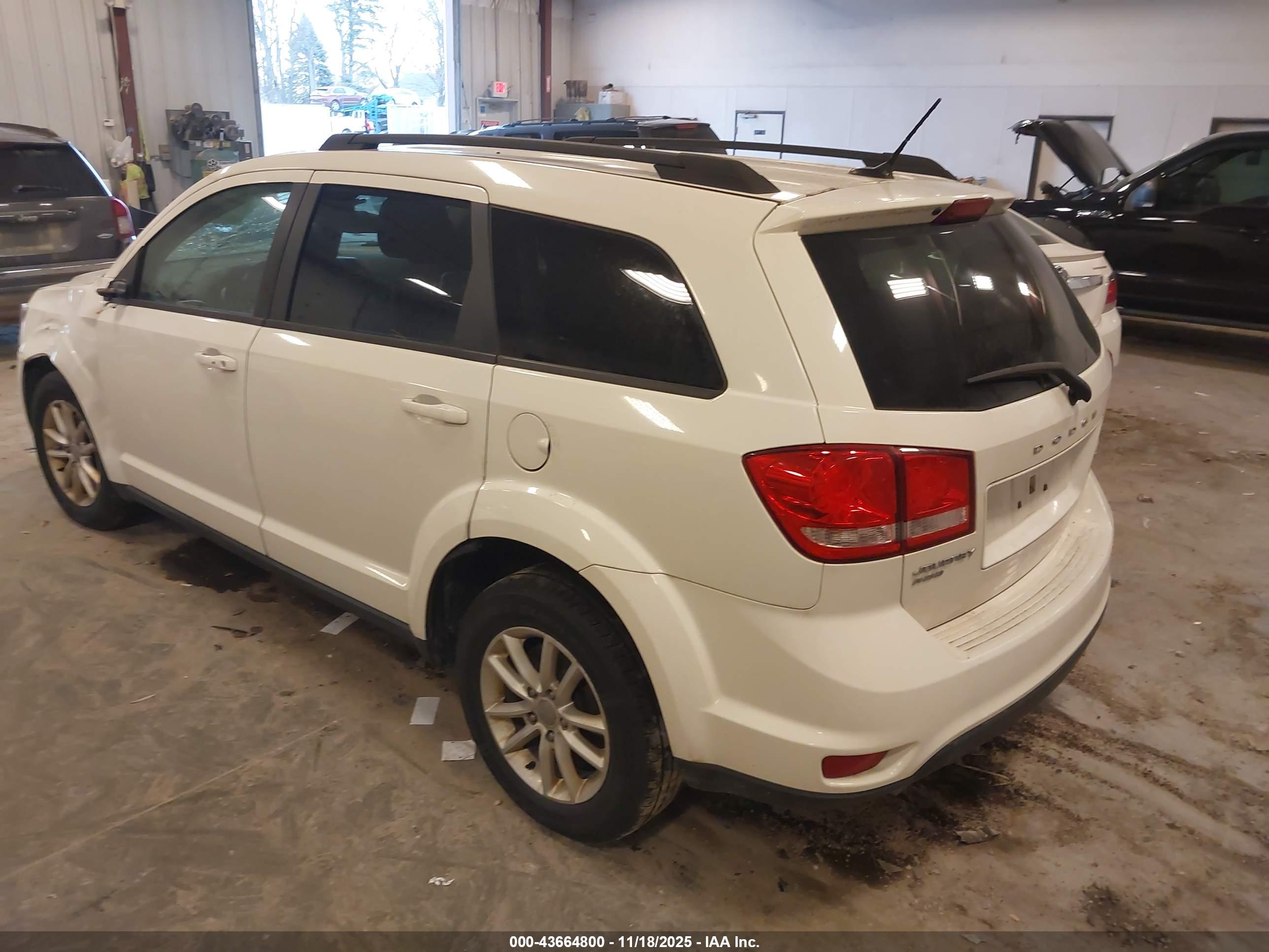 DODGE JOURNEY image 3