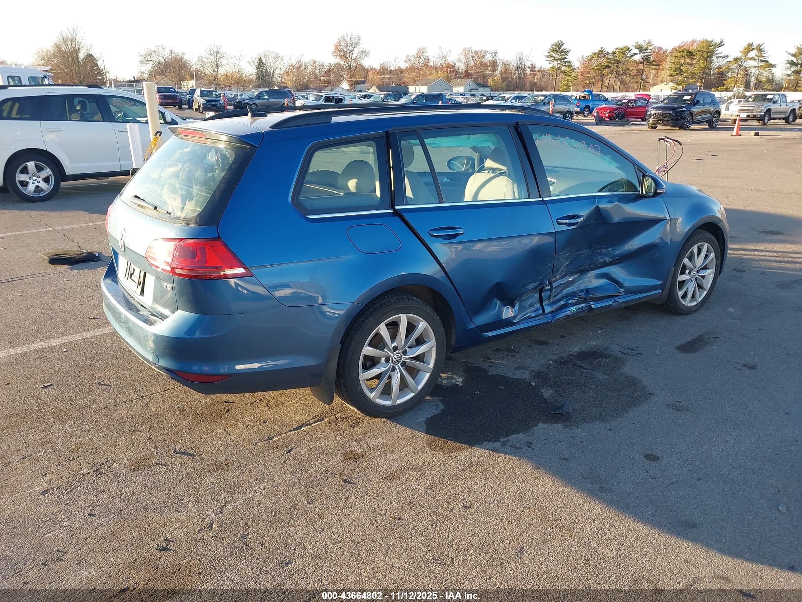 VOLKSWAGEN GOLF image 4