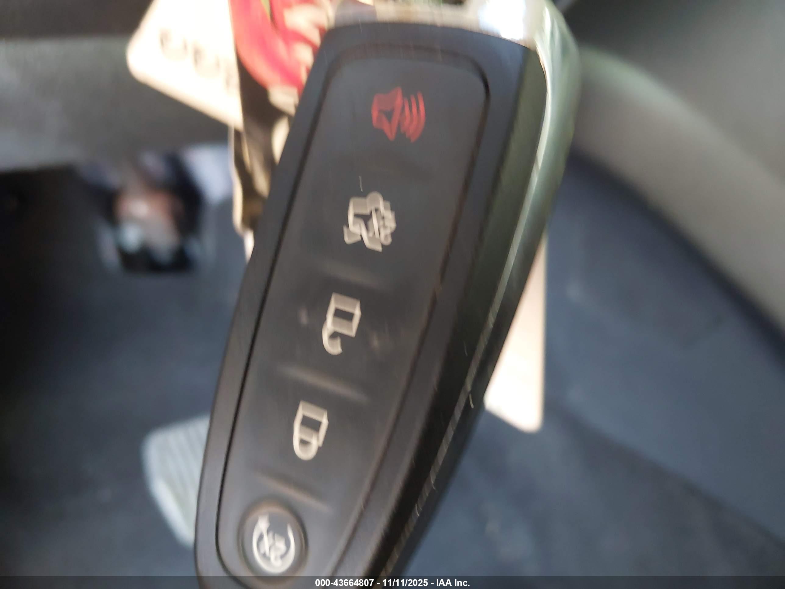 FORD ESCAPE image 11