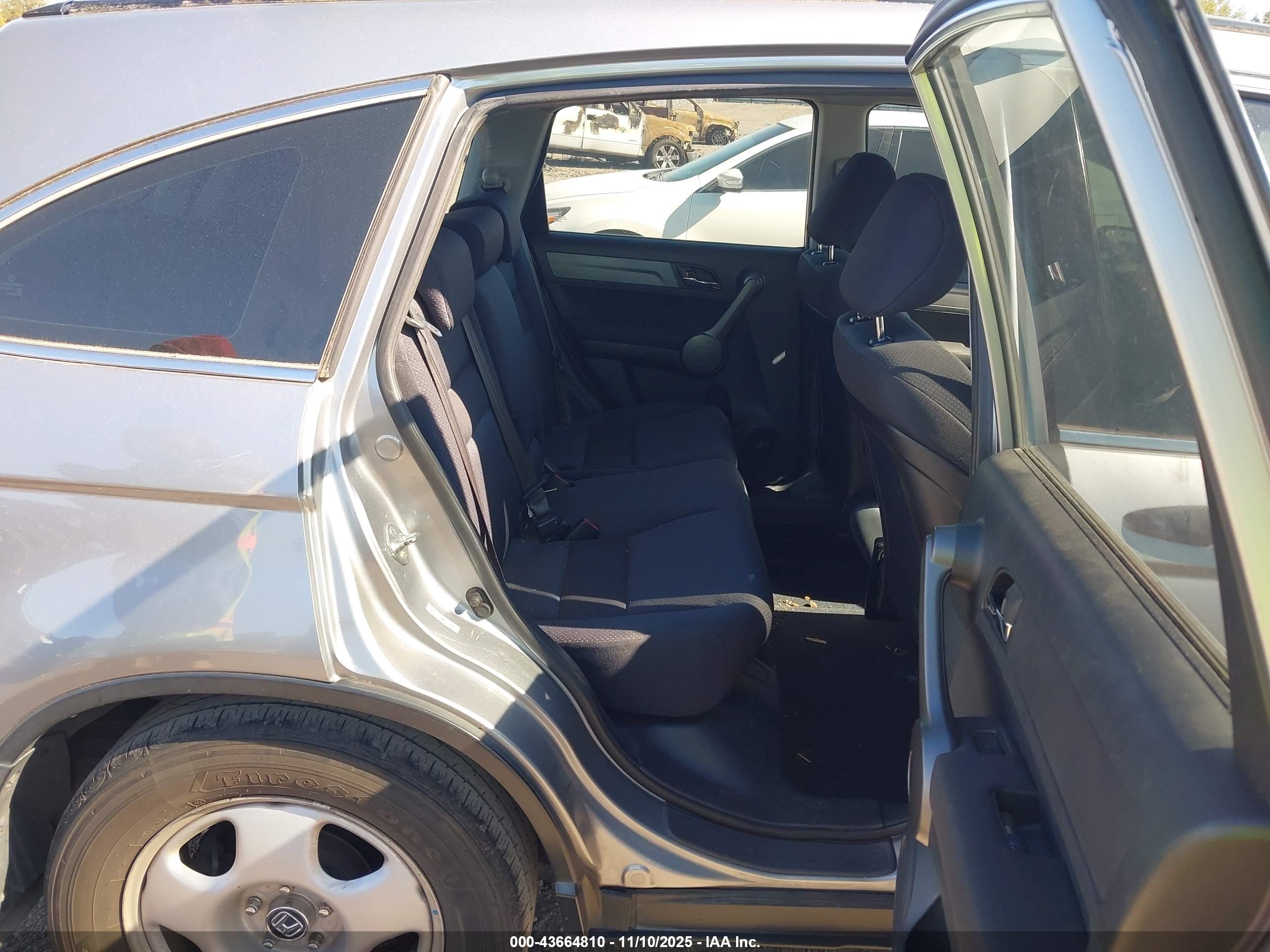 HONDA CR-V image 8
