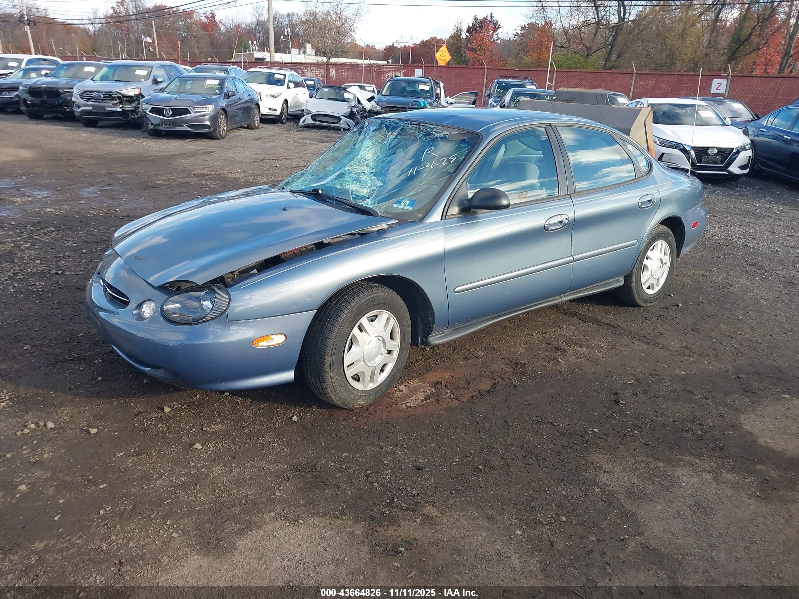 FORD TAURUS image 2