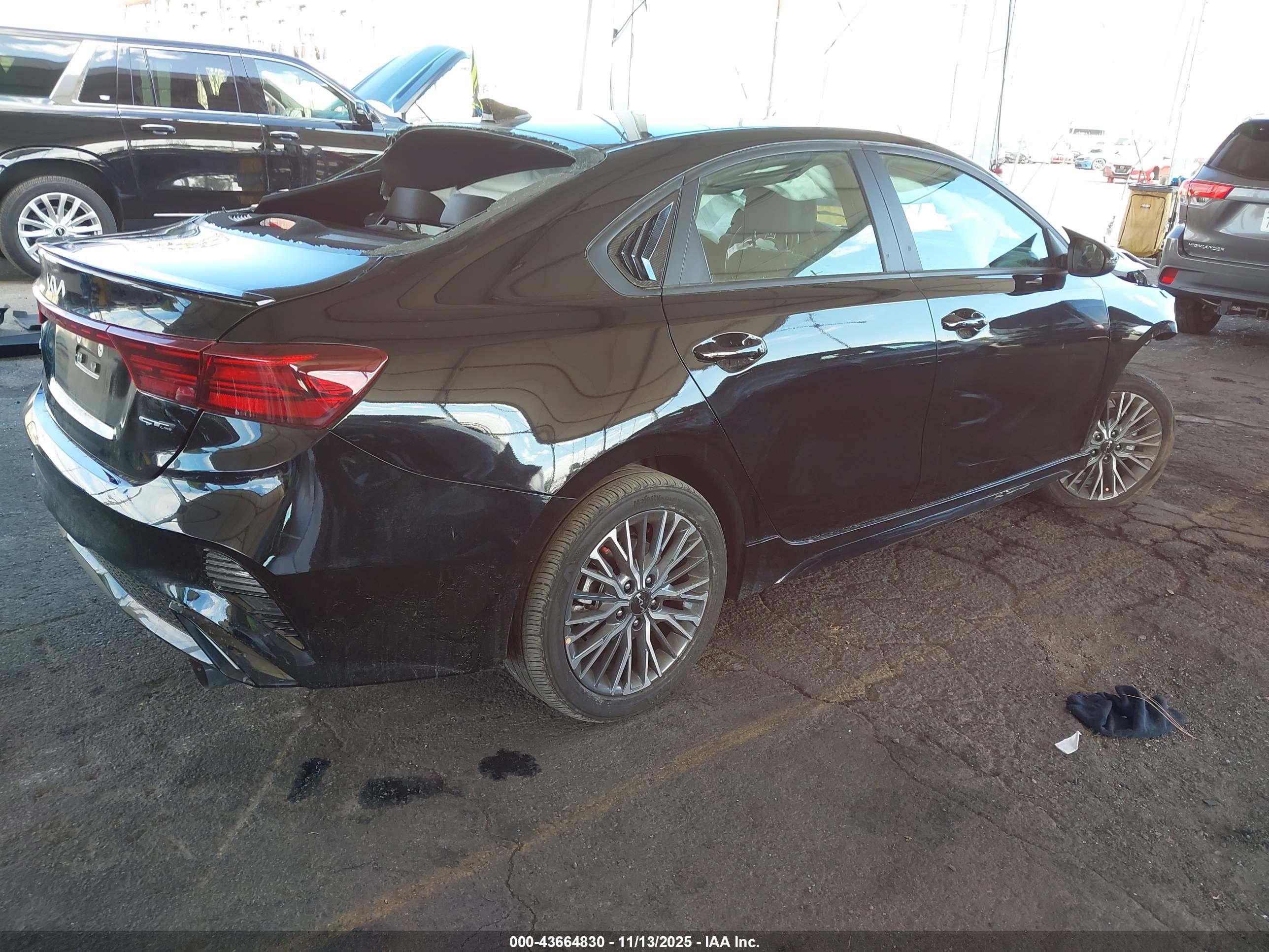 KIA FORTE image 4