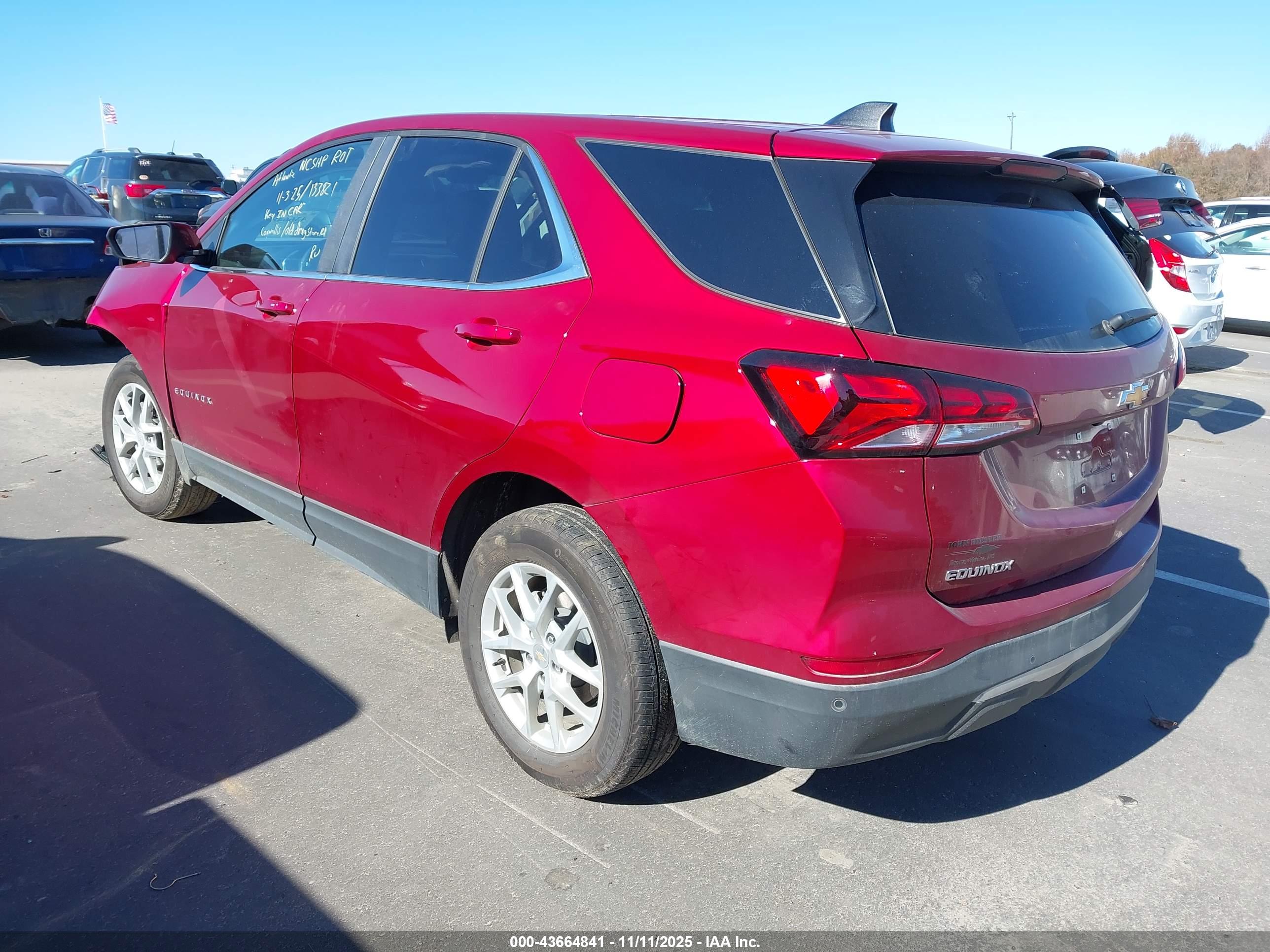 CHEVROLET EQUINOX image 3