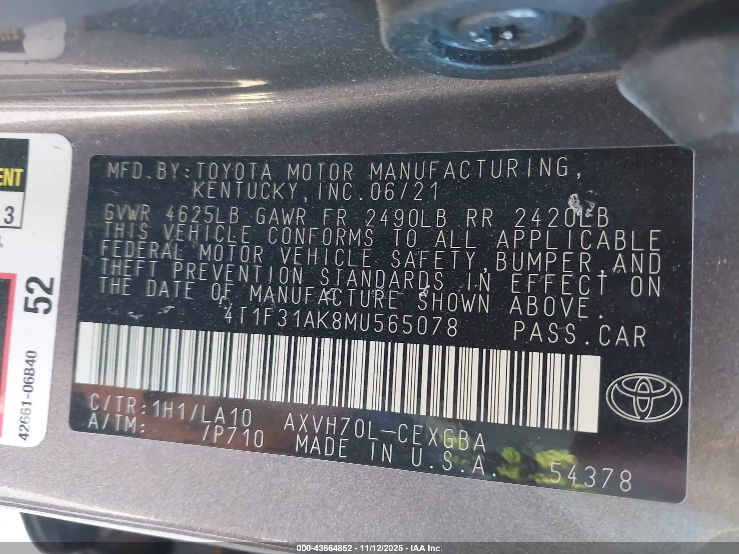 TOYOTA CAMRY image 9