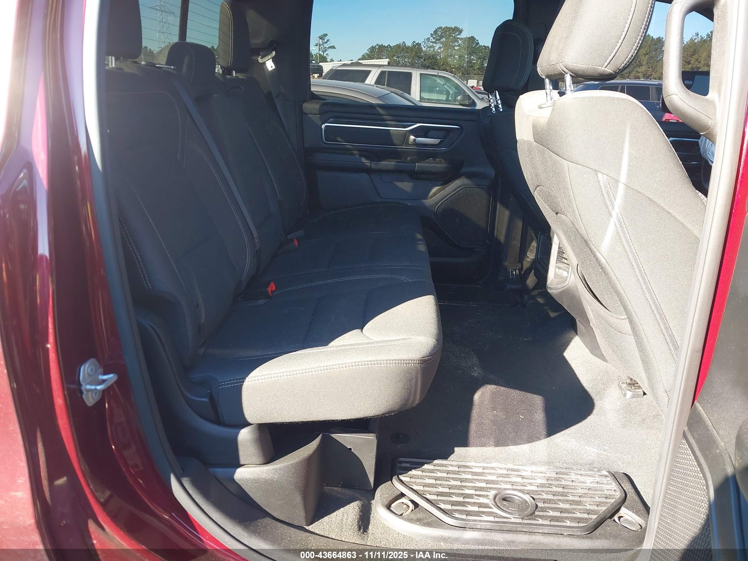 RAM 1500 image 8