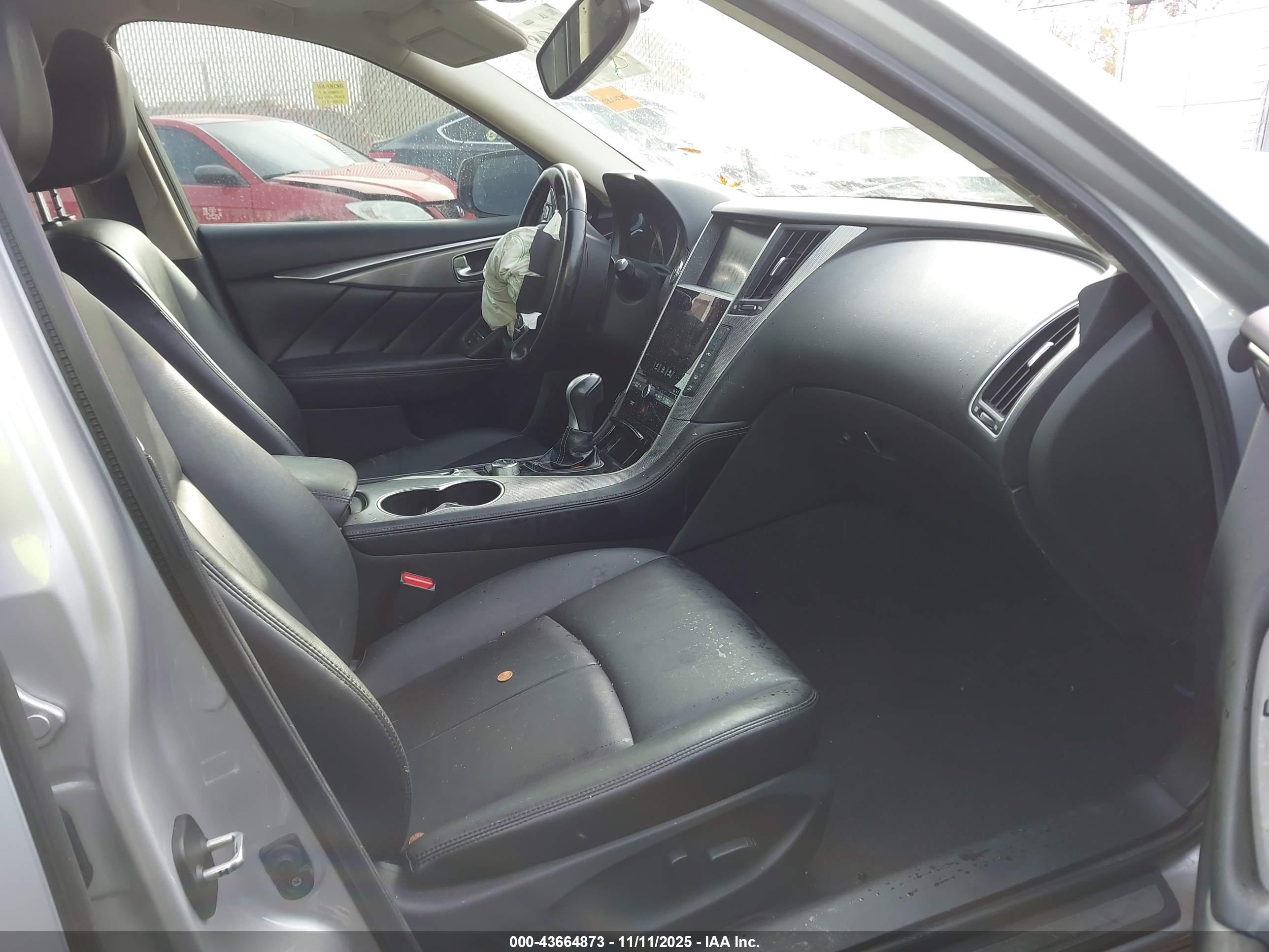 INFINITI Q50 image 5