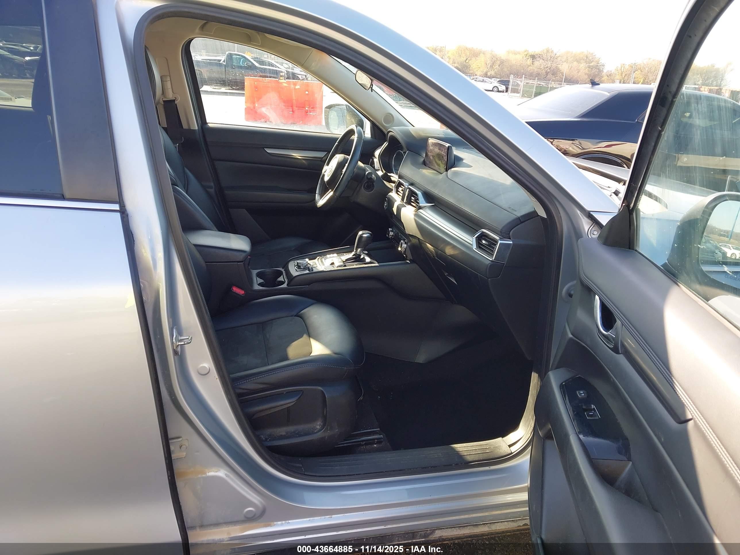 MAZDA CX-5 image 5