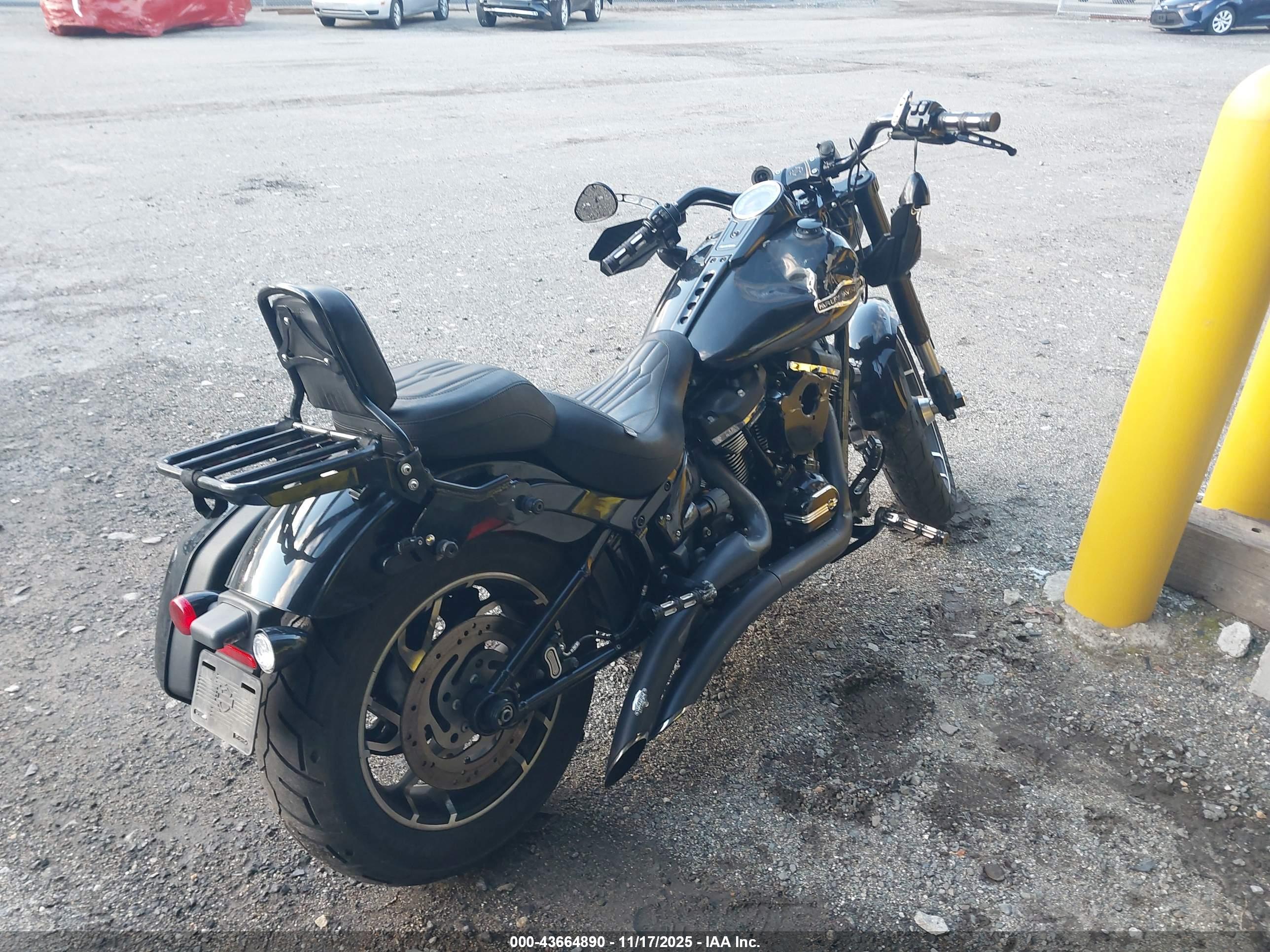HARLEY-DAVIDSON FLSB image 4