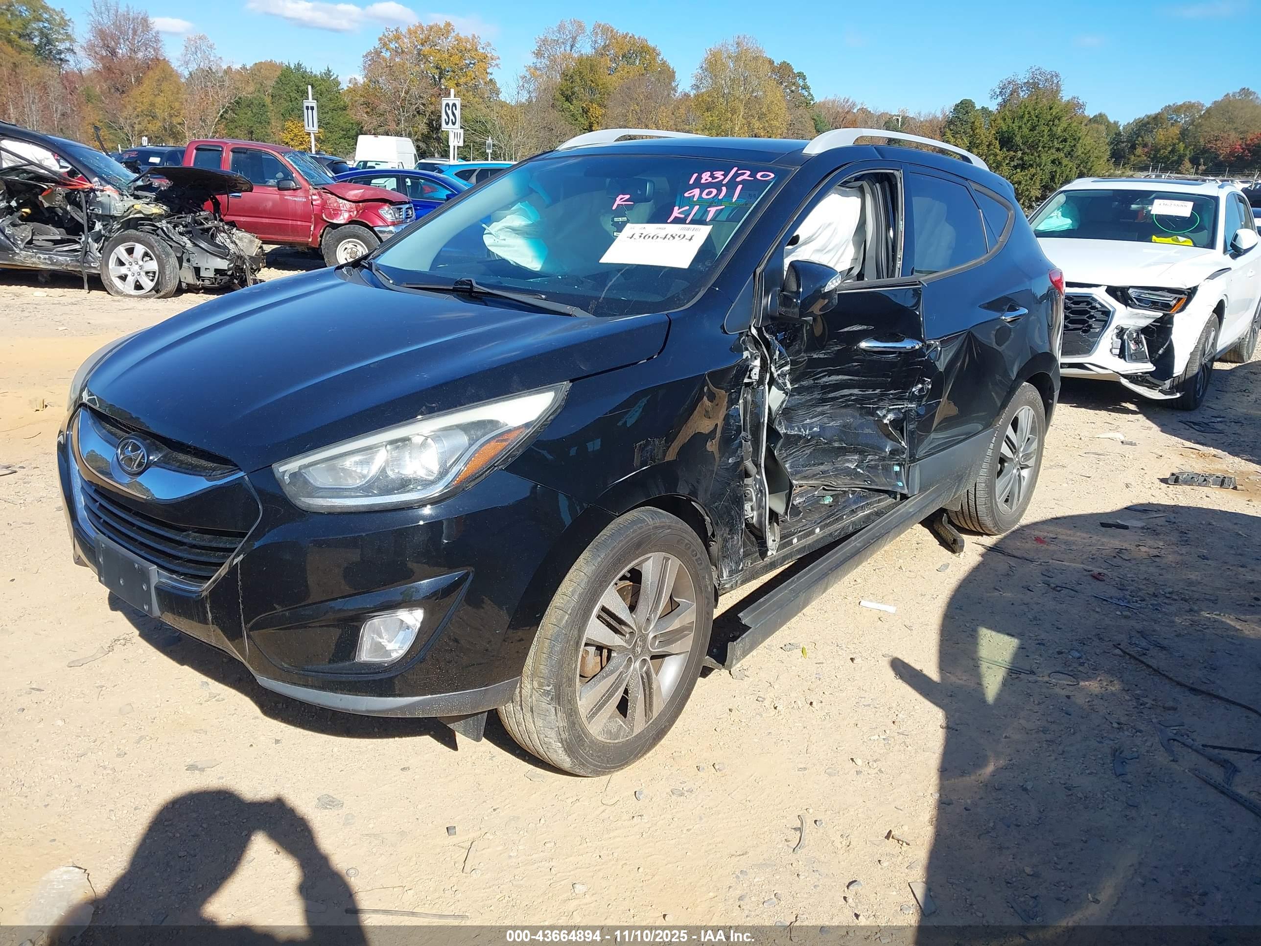 HYUNDAI TUCSON image 2