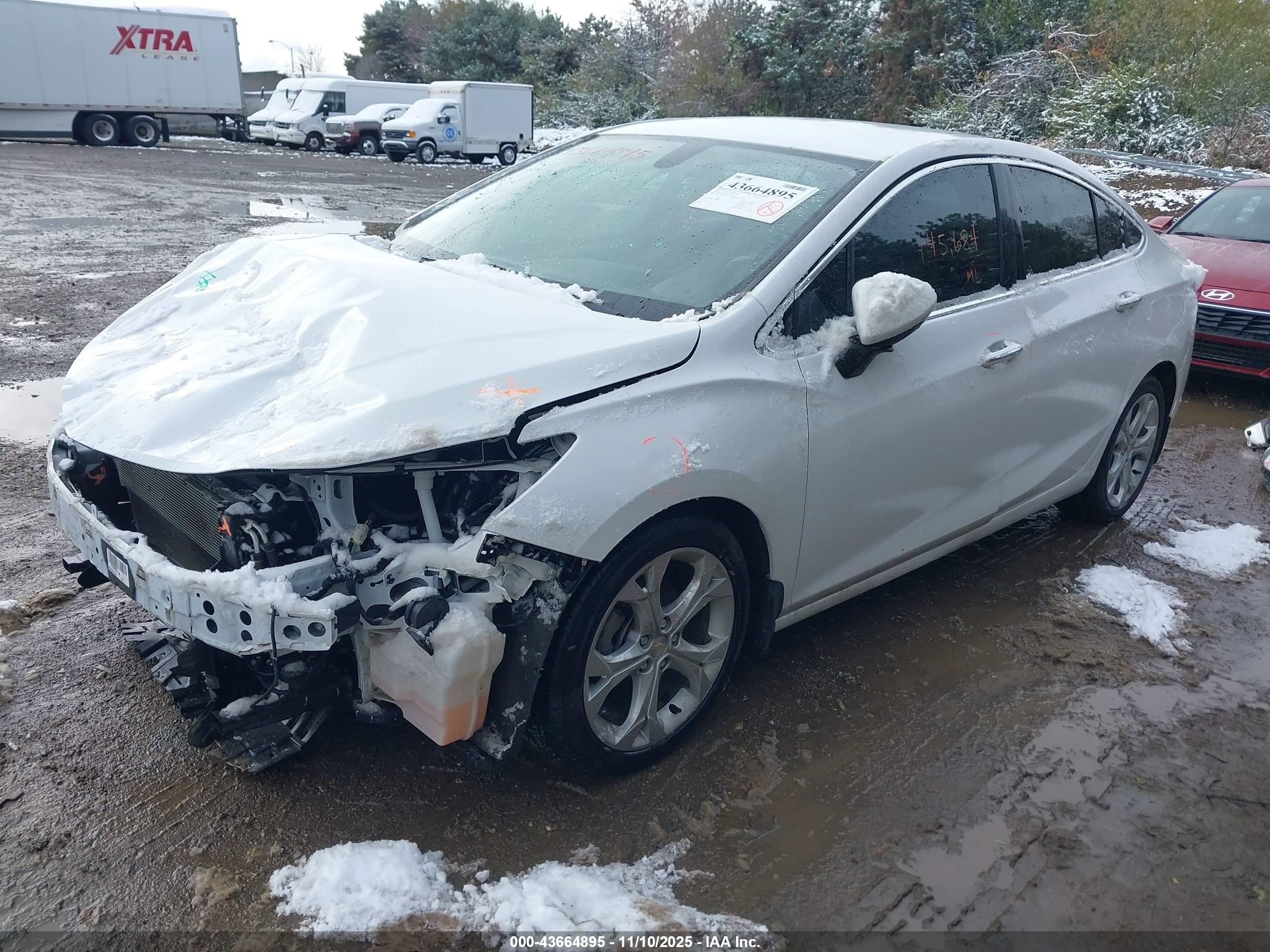 CHEVROLET CRUZE image 2