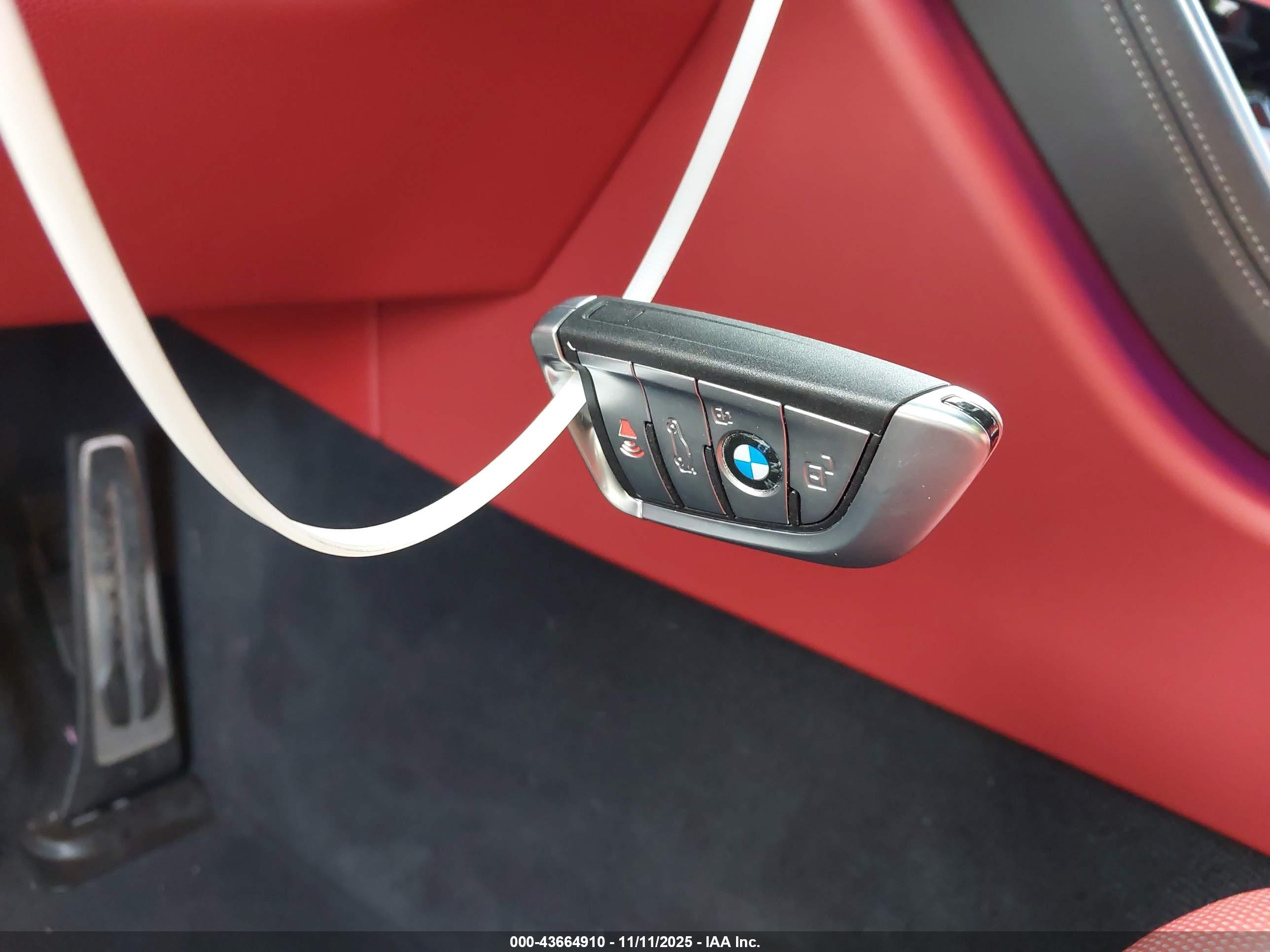 BMW M850I image 11