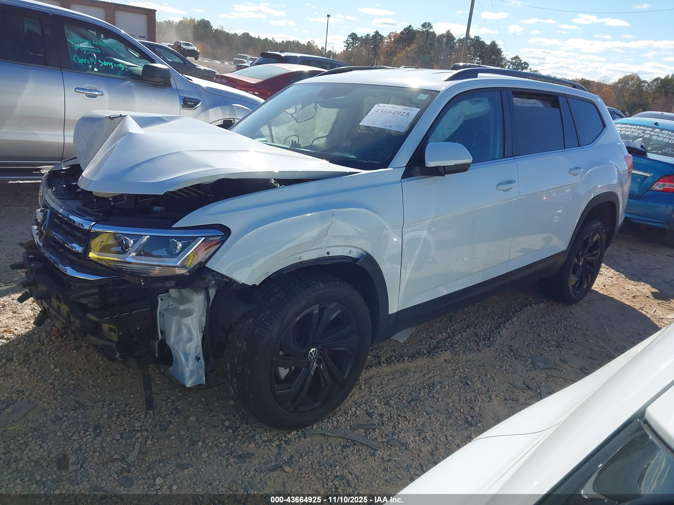 VOLKSWAGEN ATLAS image 2