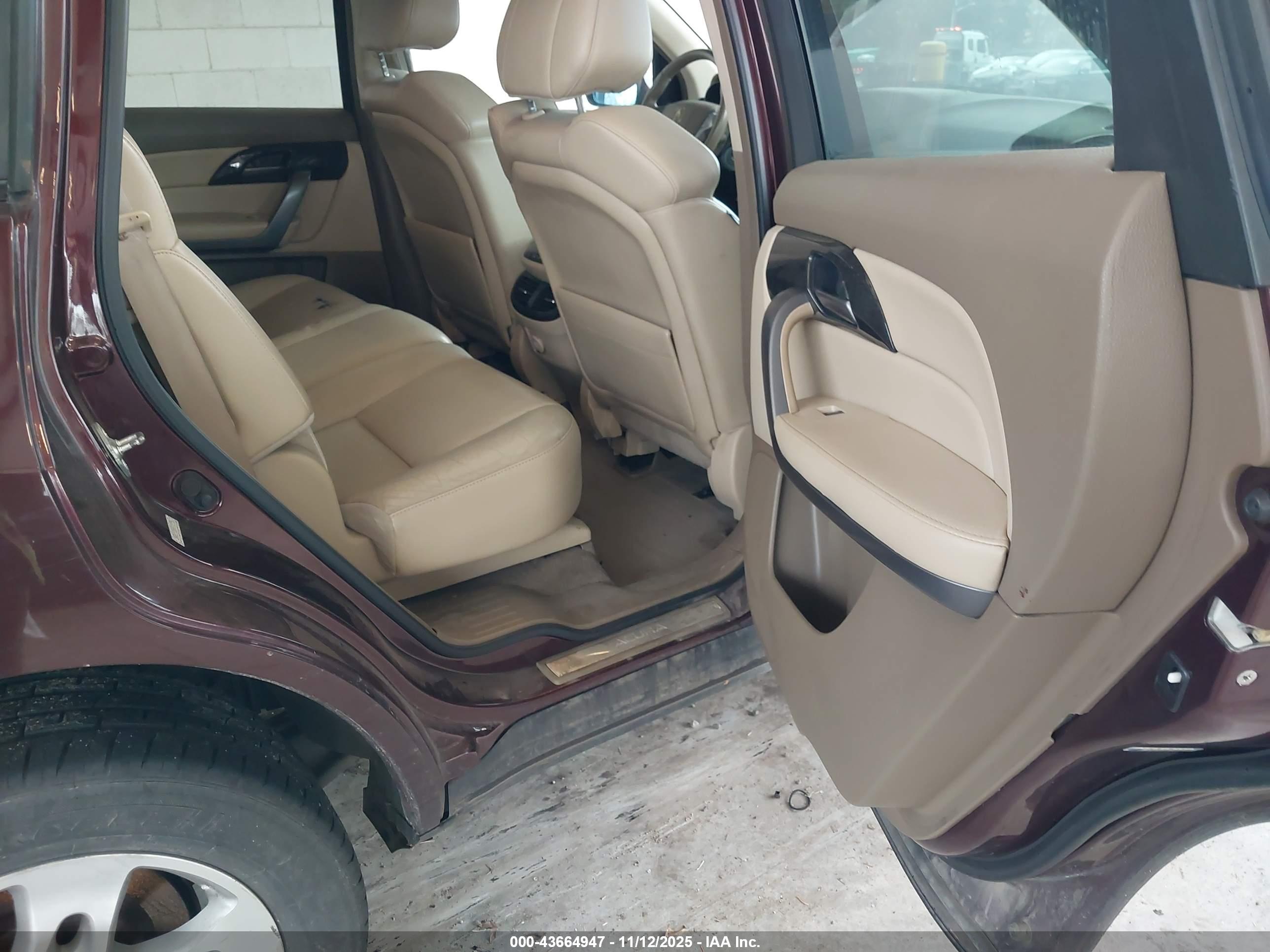 ACURA MDX image 8