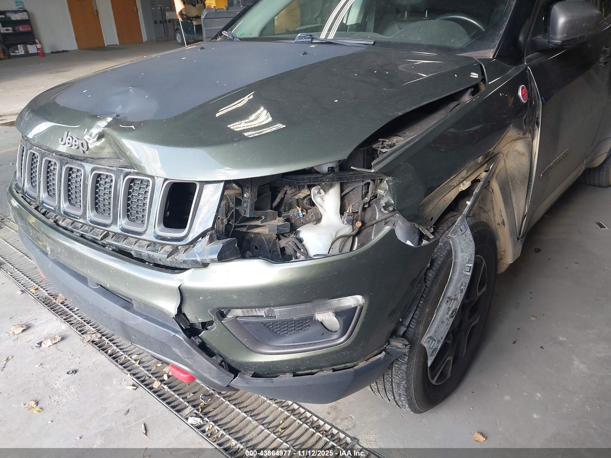 JEEP COMPASS image 6