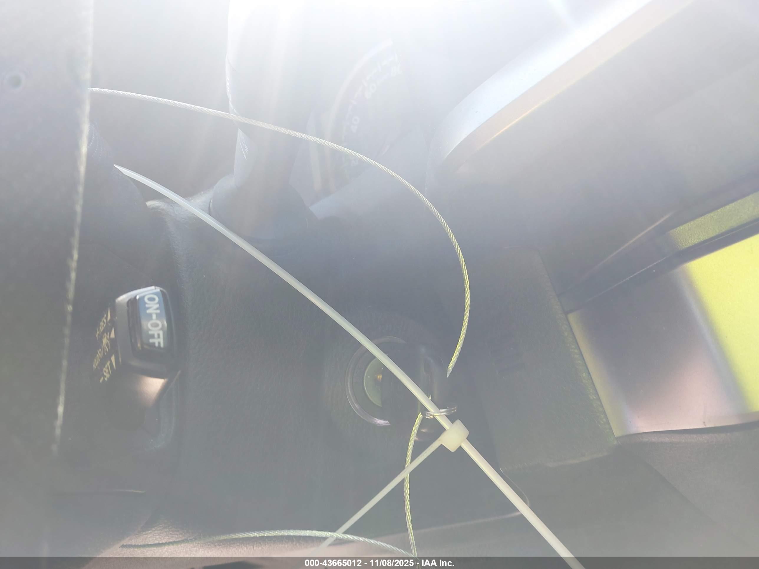 TOYOTA TACOMA image 11