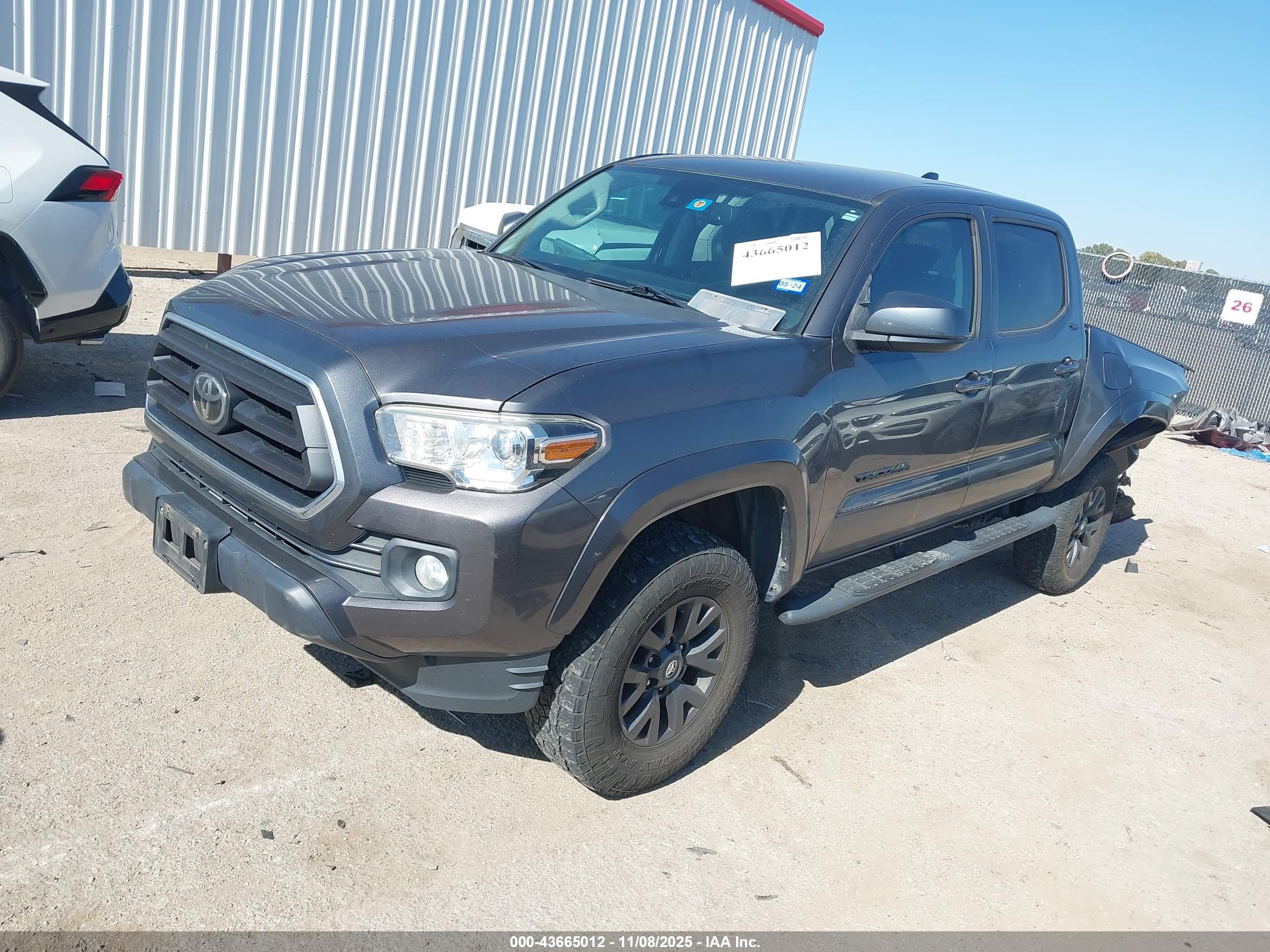 TOYOTA TACOMA image 2