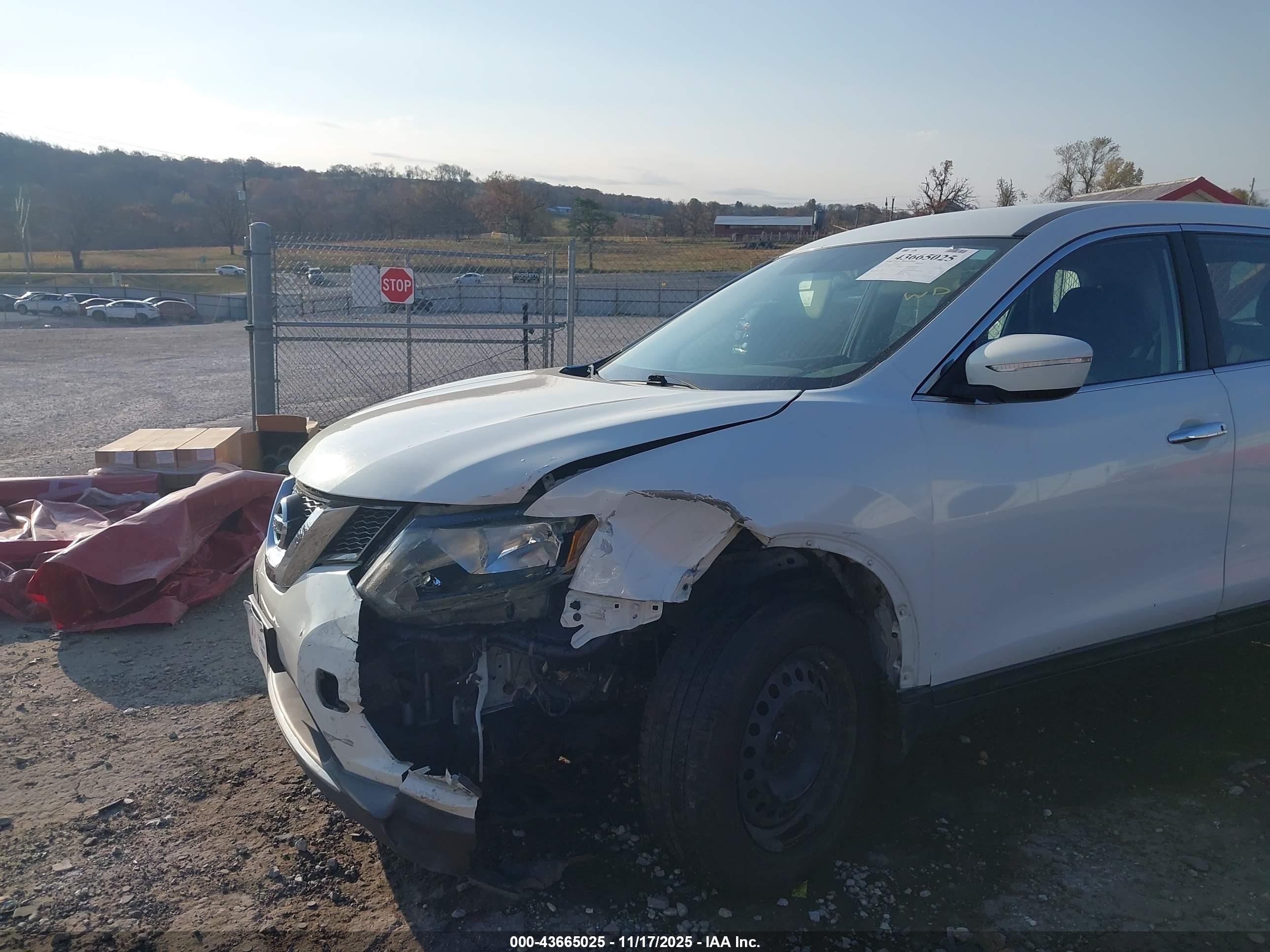 NISSAN ROGUE image 6