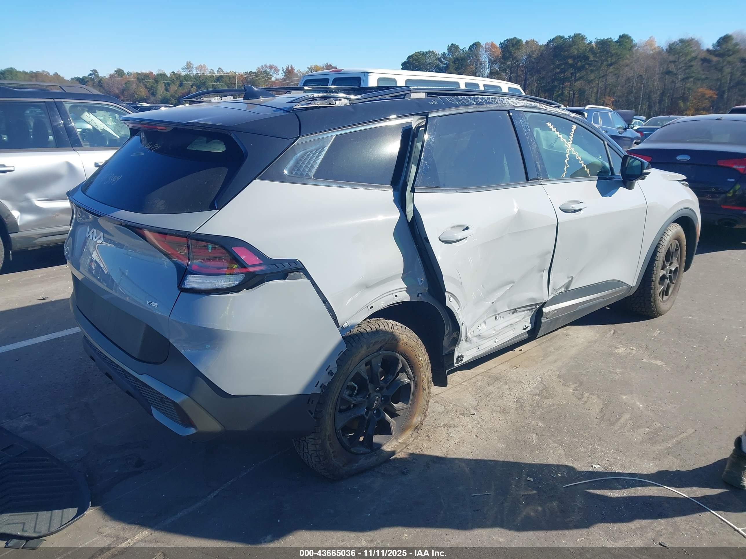 KIA SPORTAGE image 4