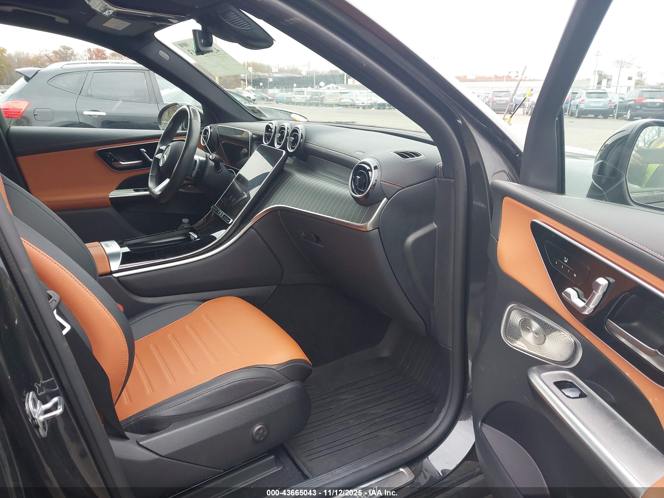 MERCEDES-BENZ GLC image 5