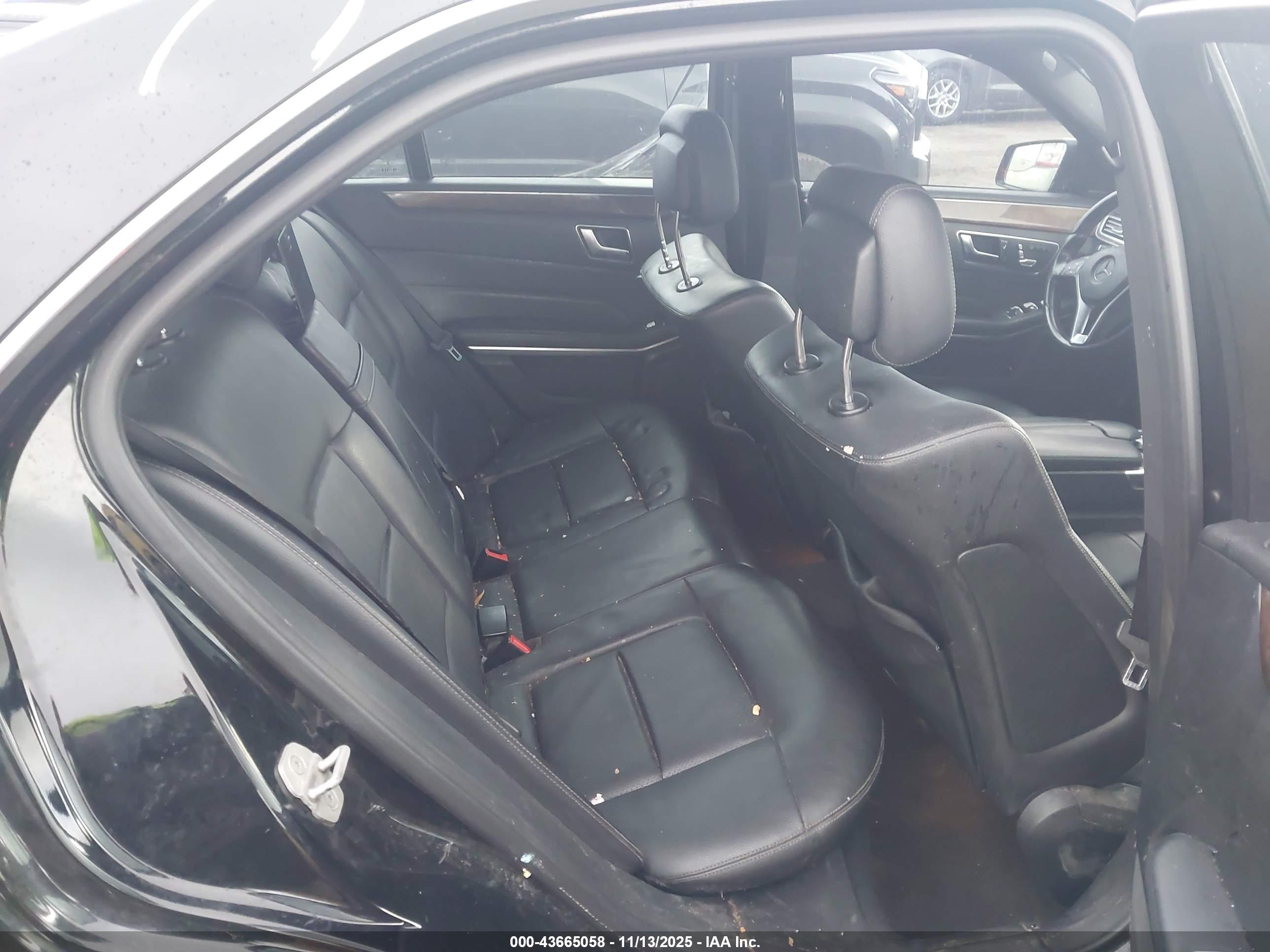 MERCEDES-BENZ E image 8