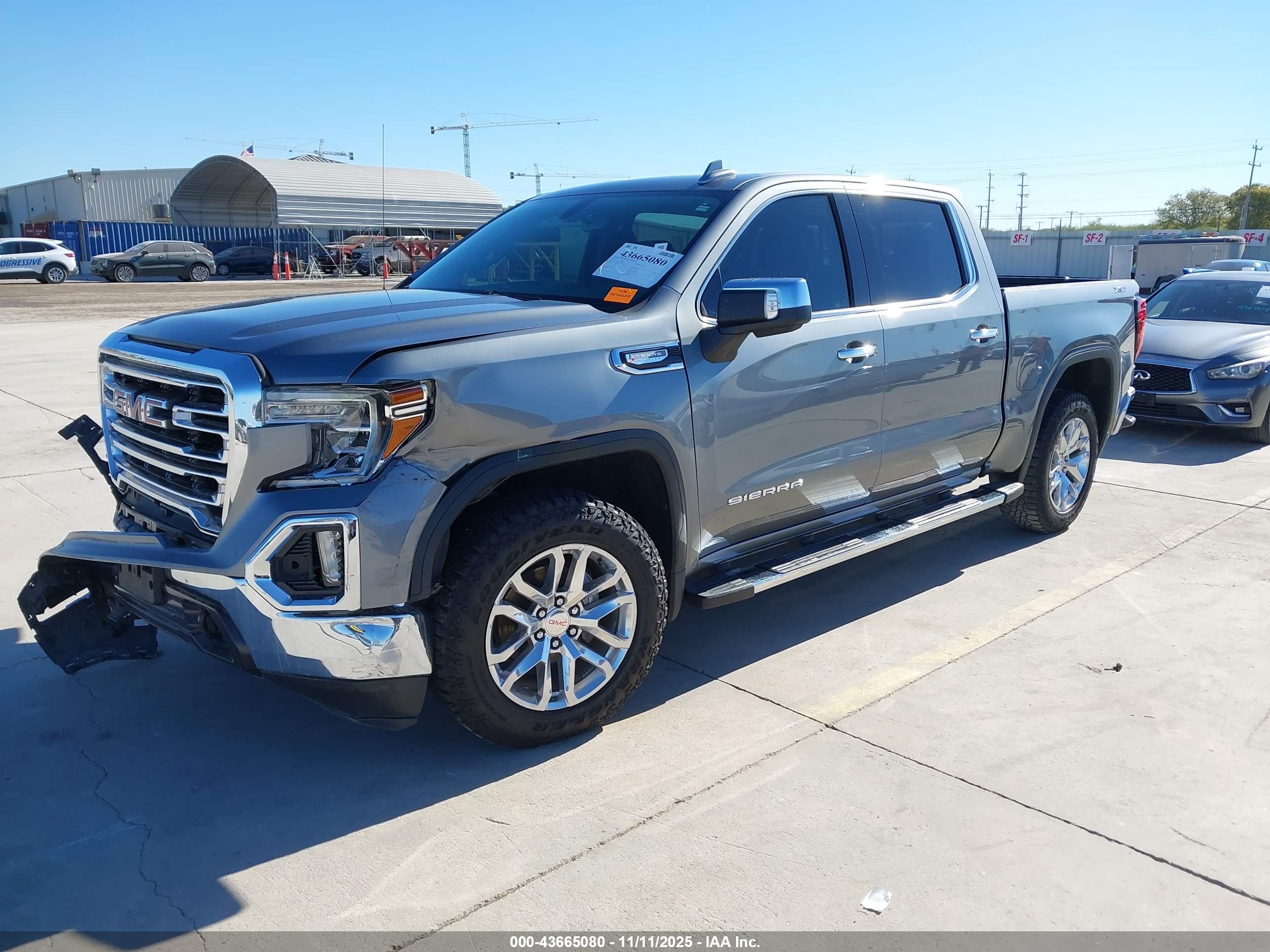 GMC SIERRA image 2