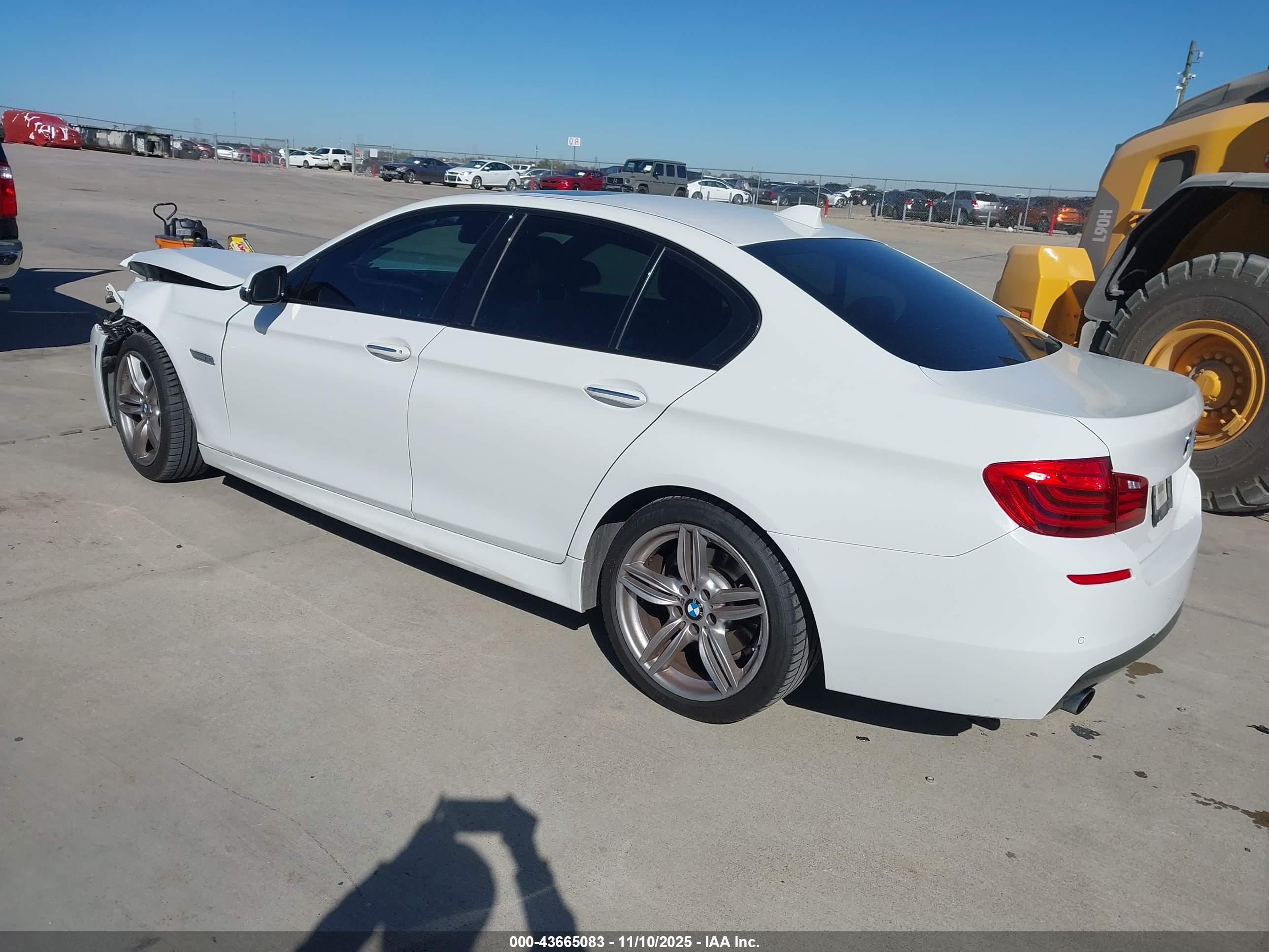 BMW 535I image 3