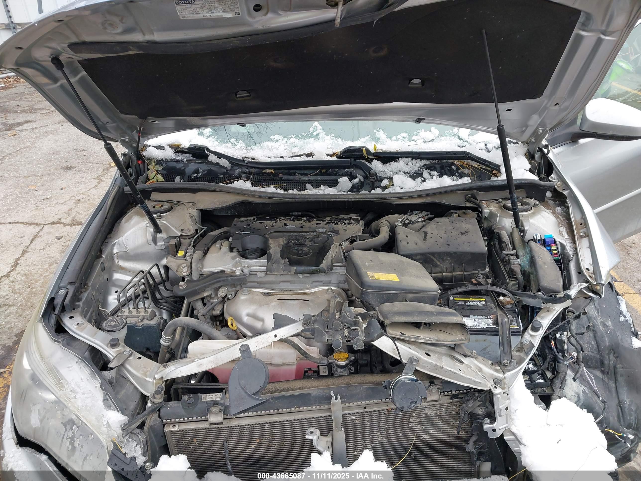 TOYOTA CAMRY image 10