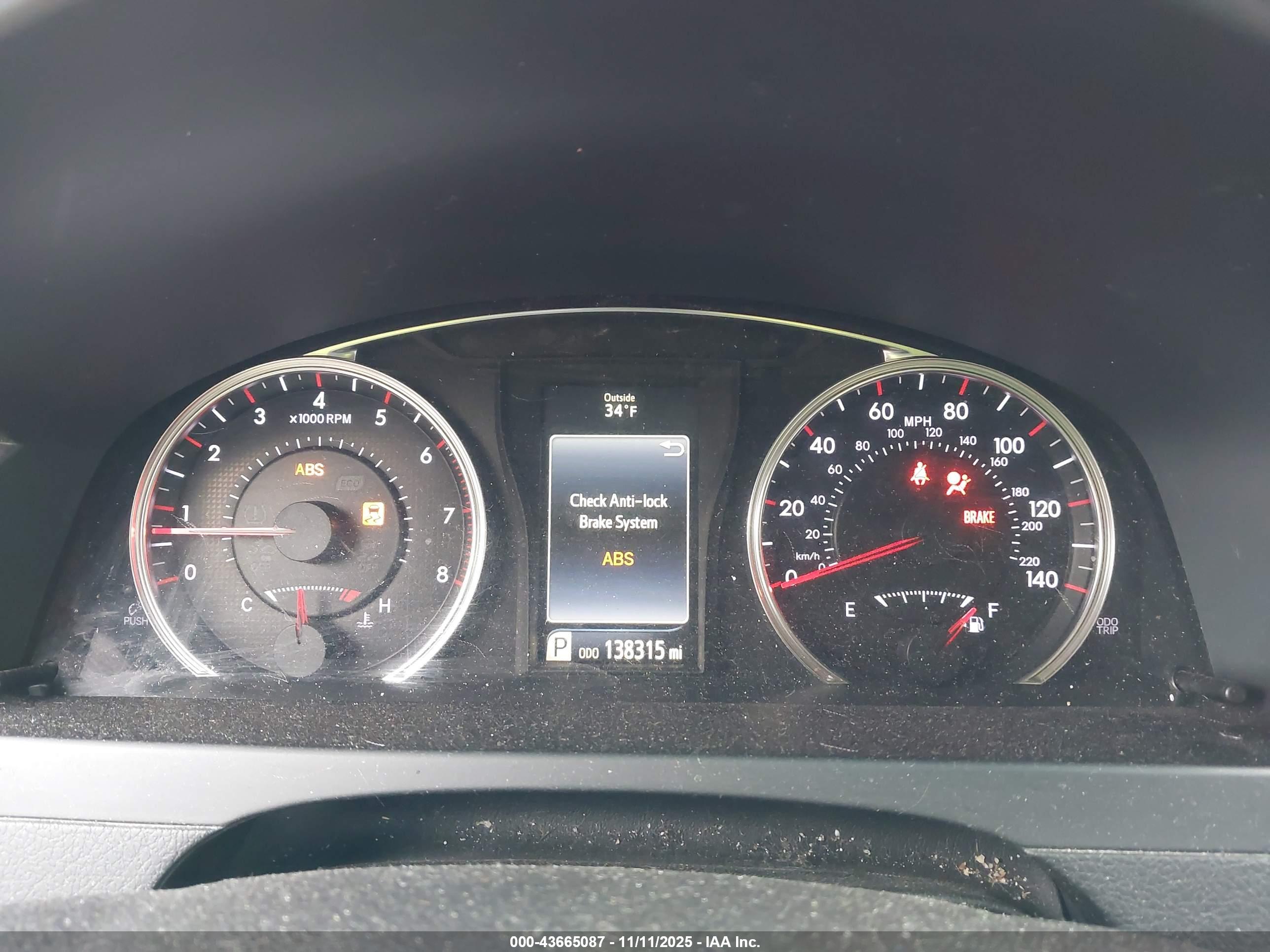 TOYOTA CAMRY image 7