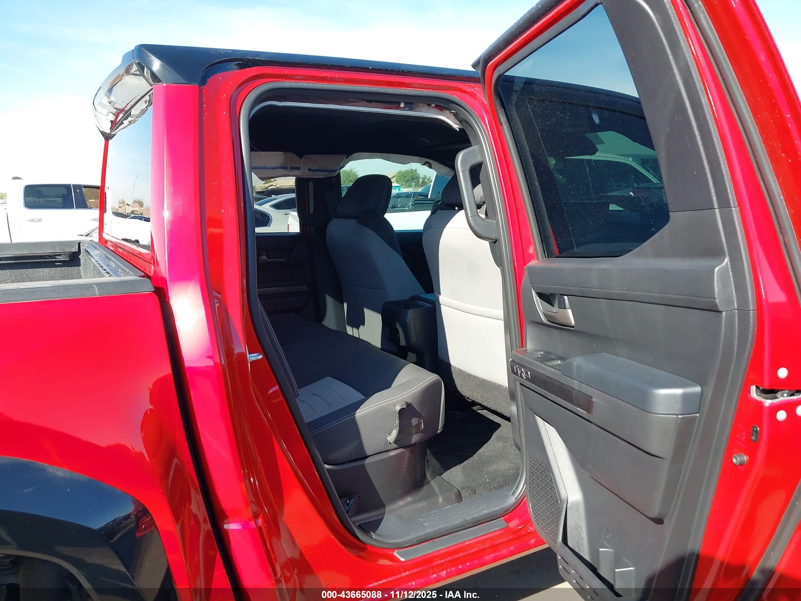 TOYOTA TACOMA image 8