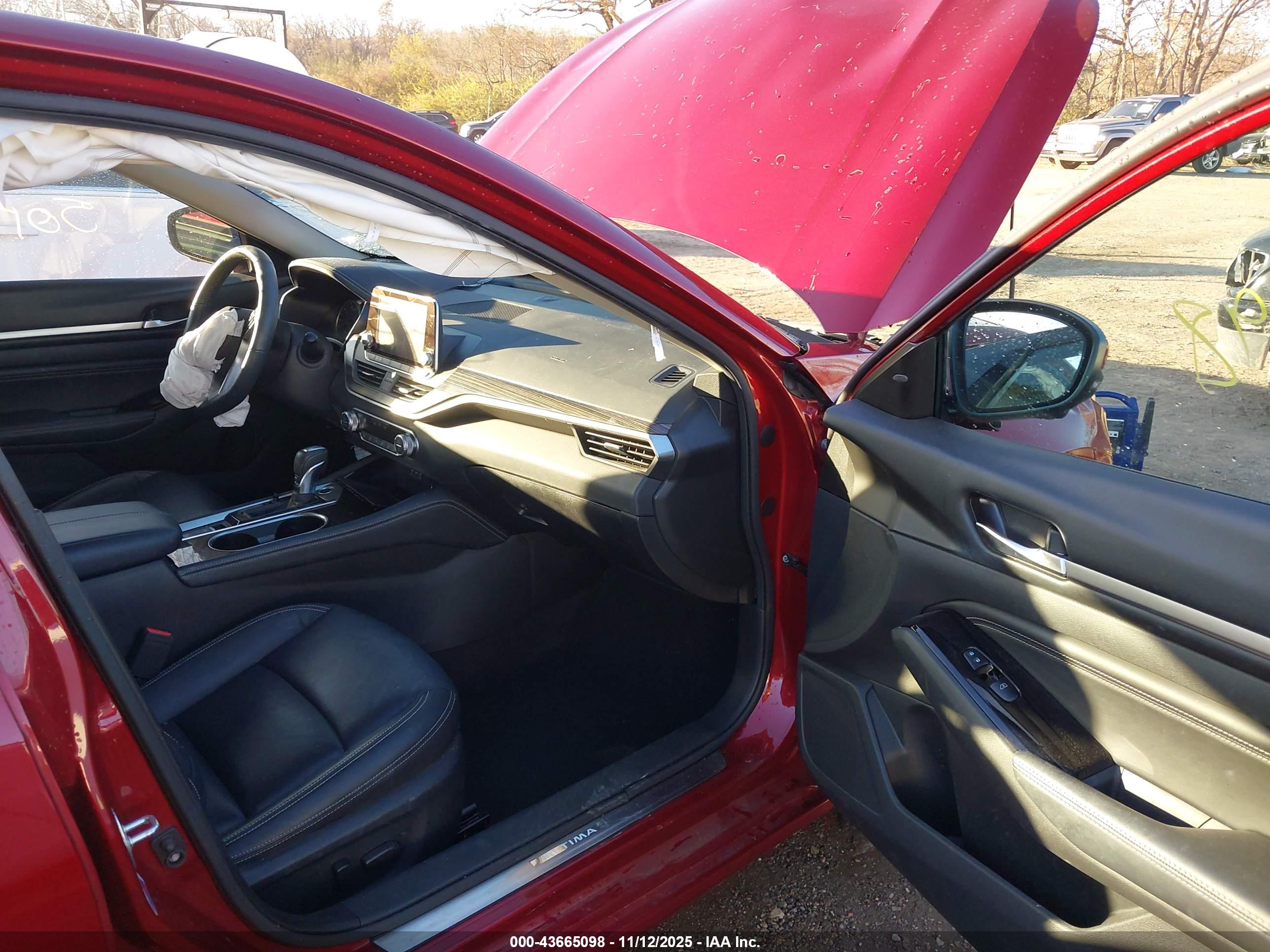 NISSAN ALTIMA image 5