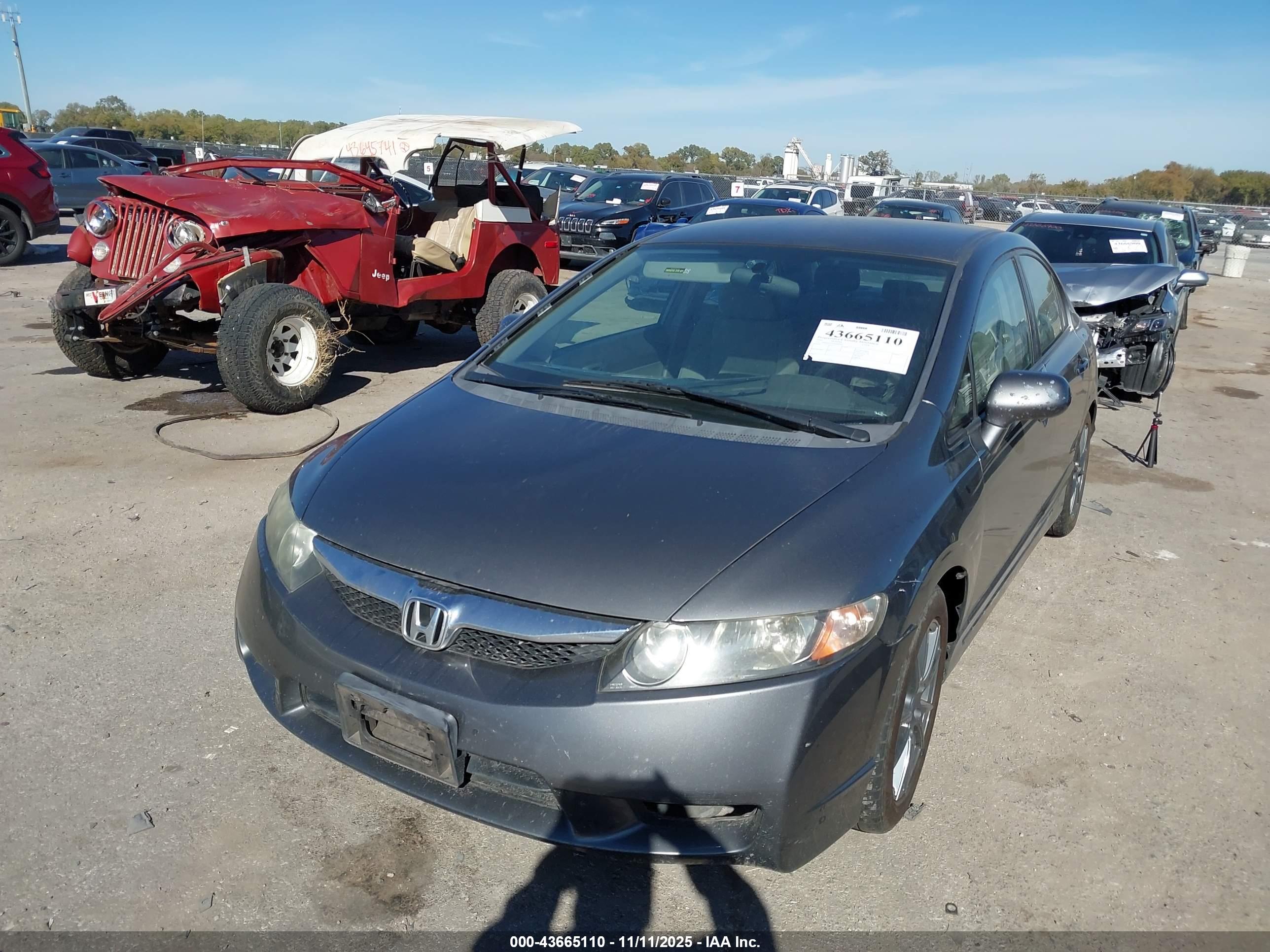 HONDA CIVIC image 2