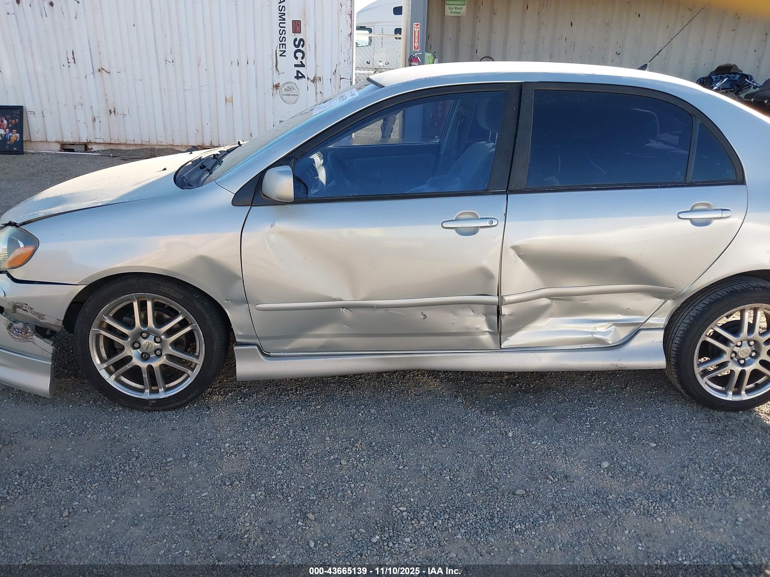 TOYOTA COROLLA image 6