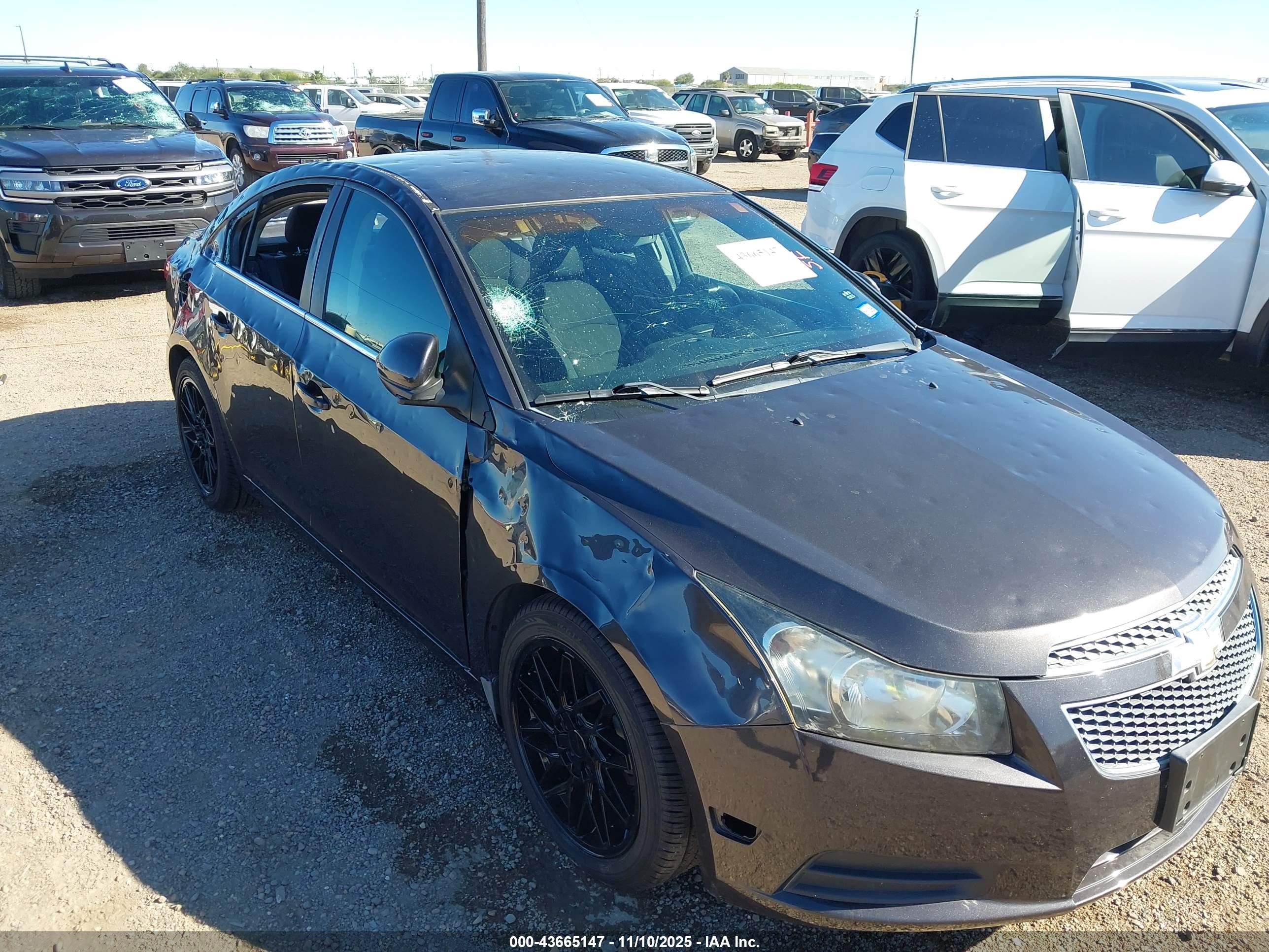 CHEVROLET CRUZE image 6