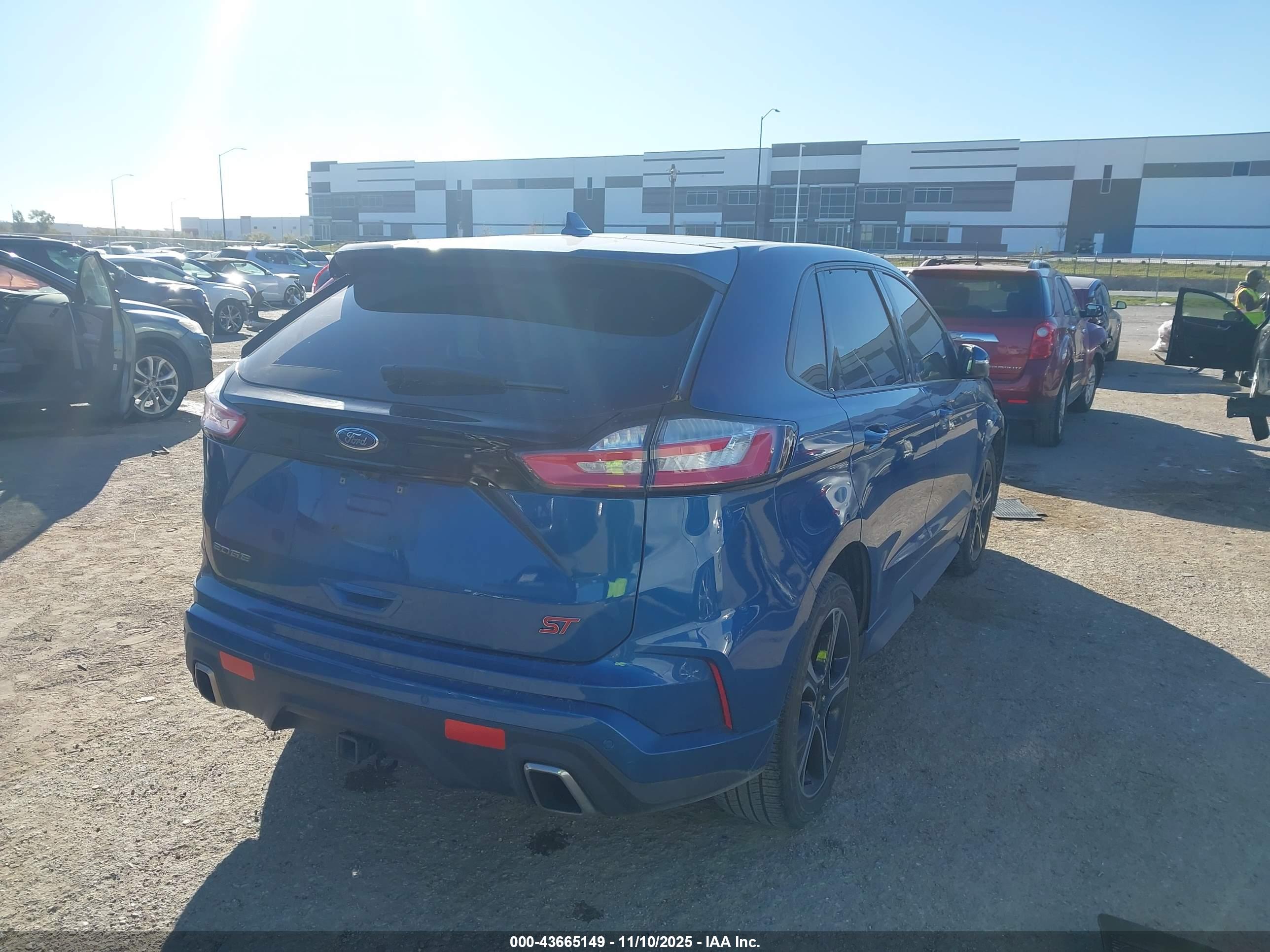 FORD EDGE image 4