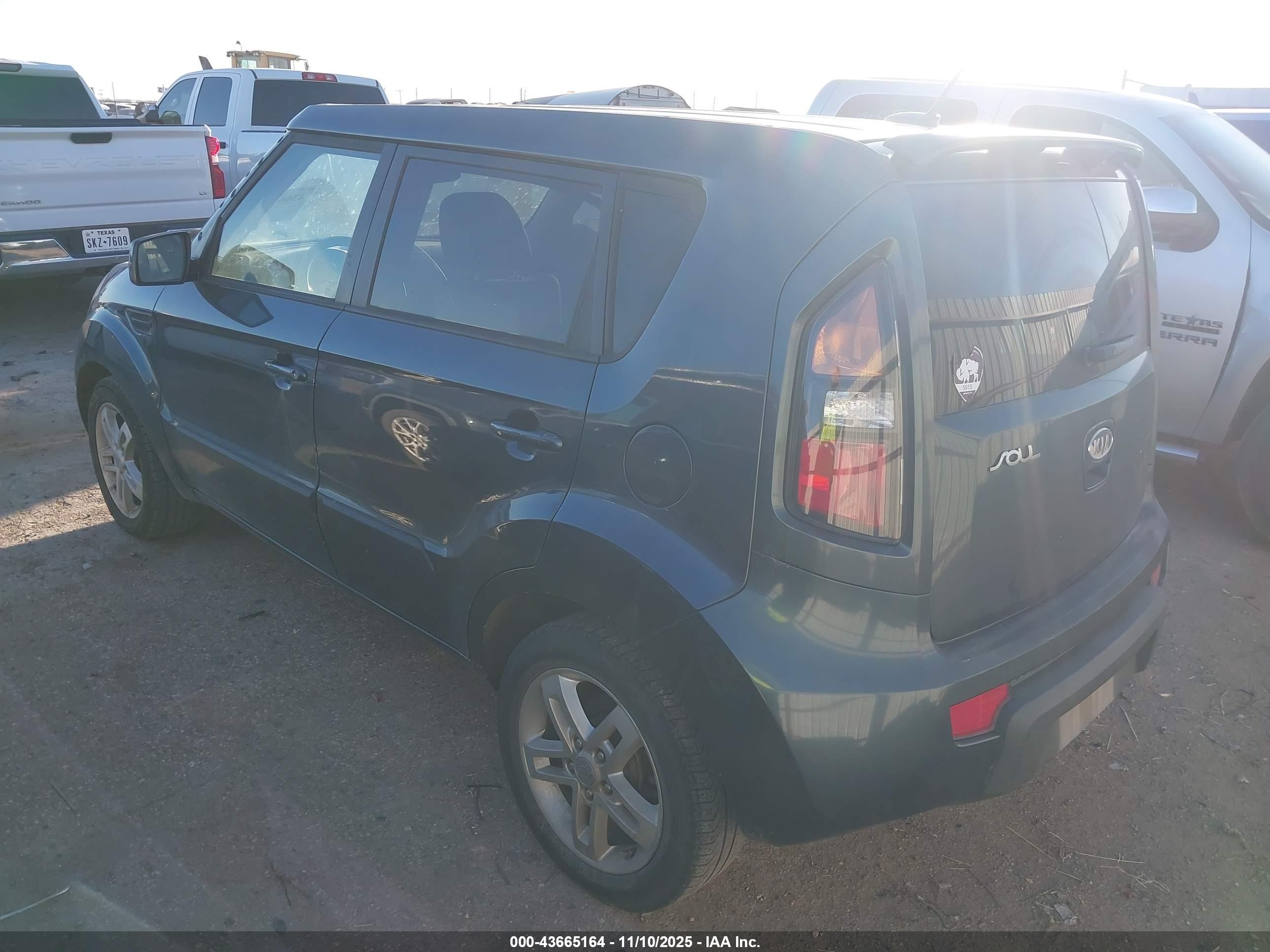 KIA SOUL image 3