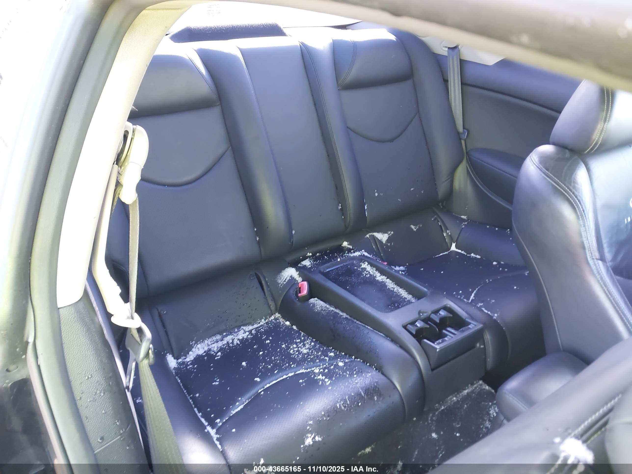 INFINITI G37 image 8