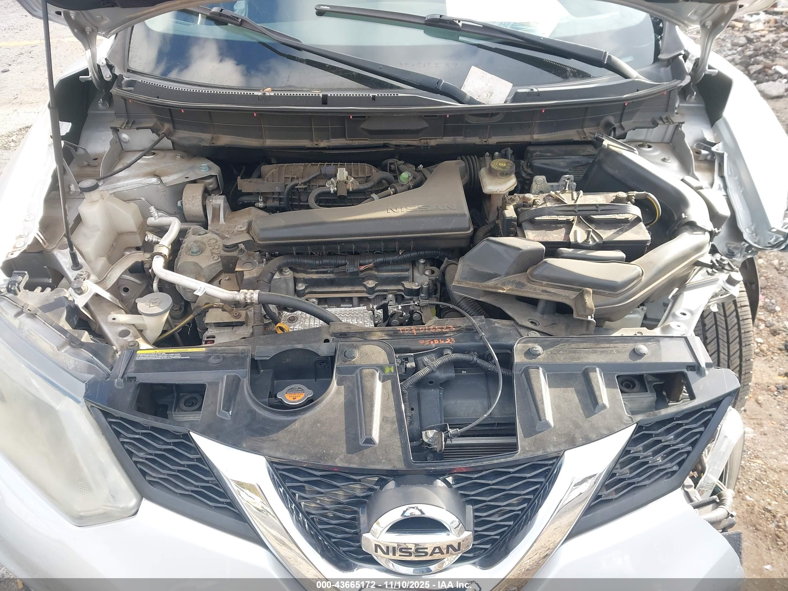 NISSAN ROGUE image 10