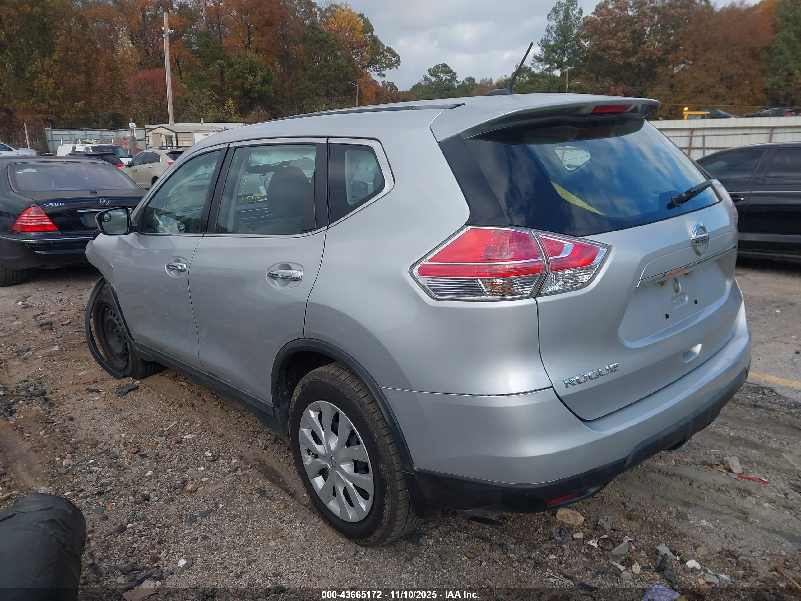 NISSAN ROGUE image 3