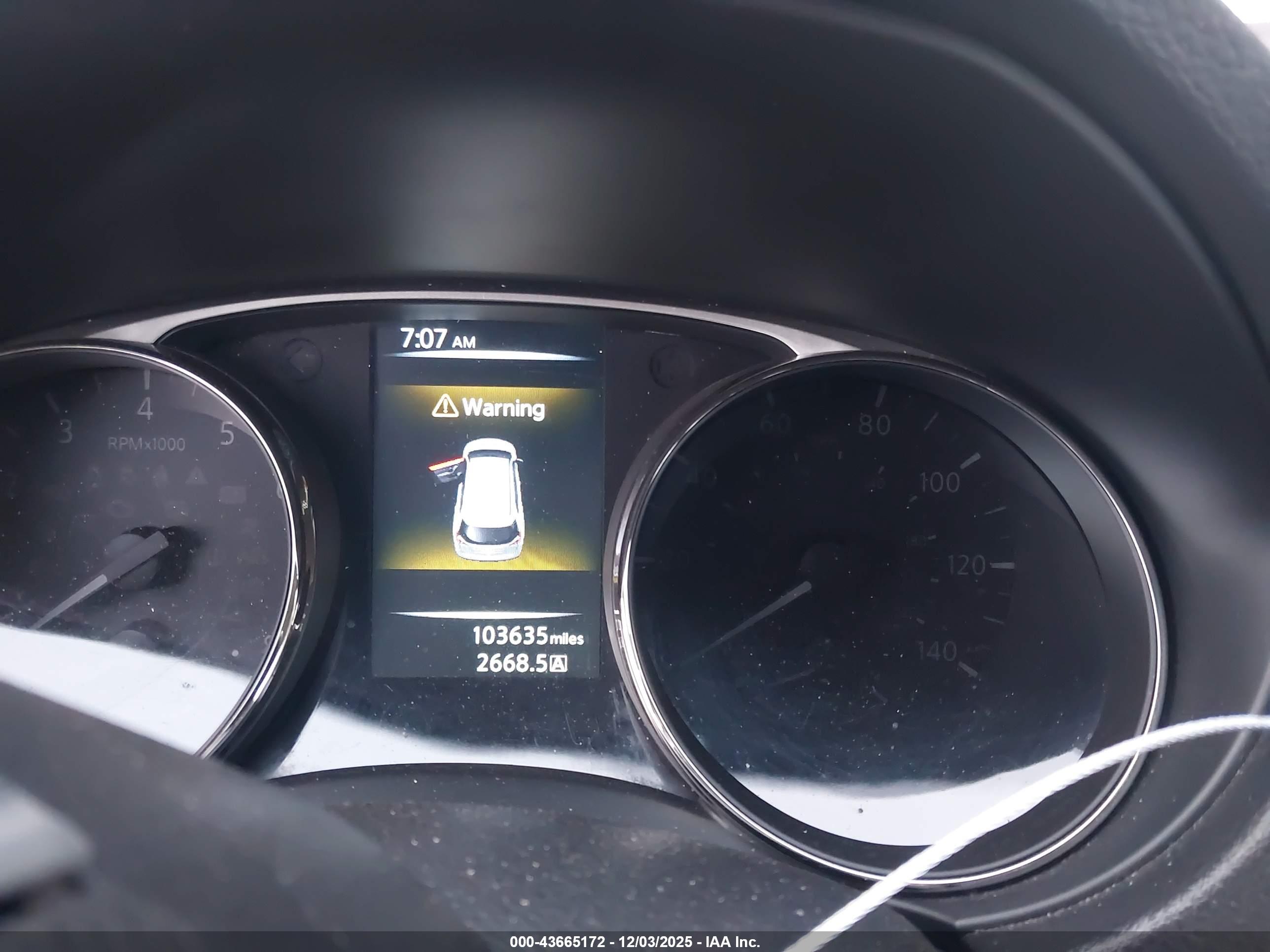 NISSAN ROGUE image 7