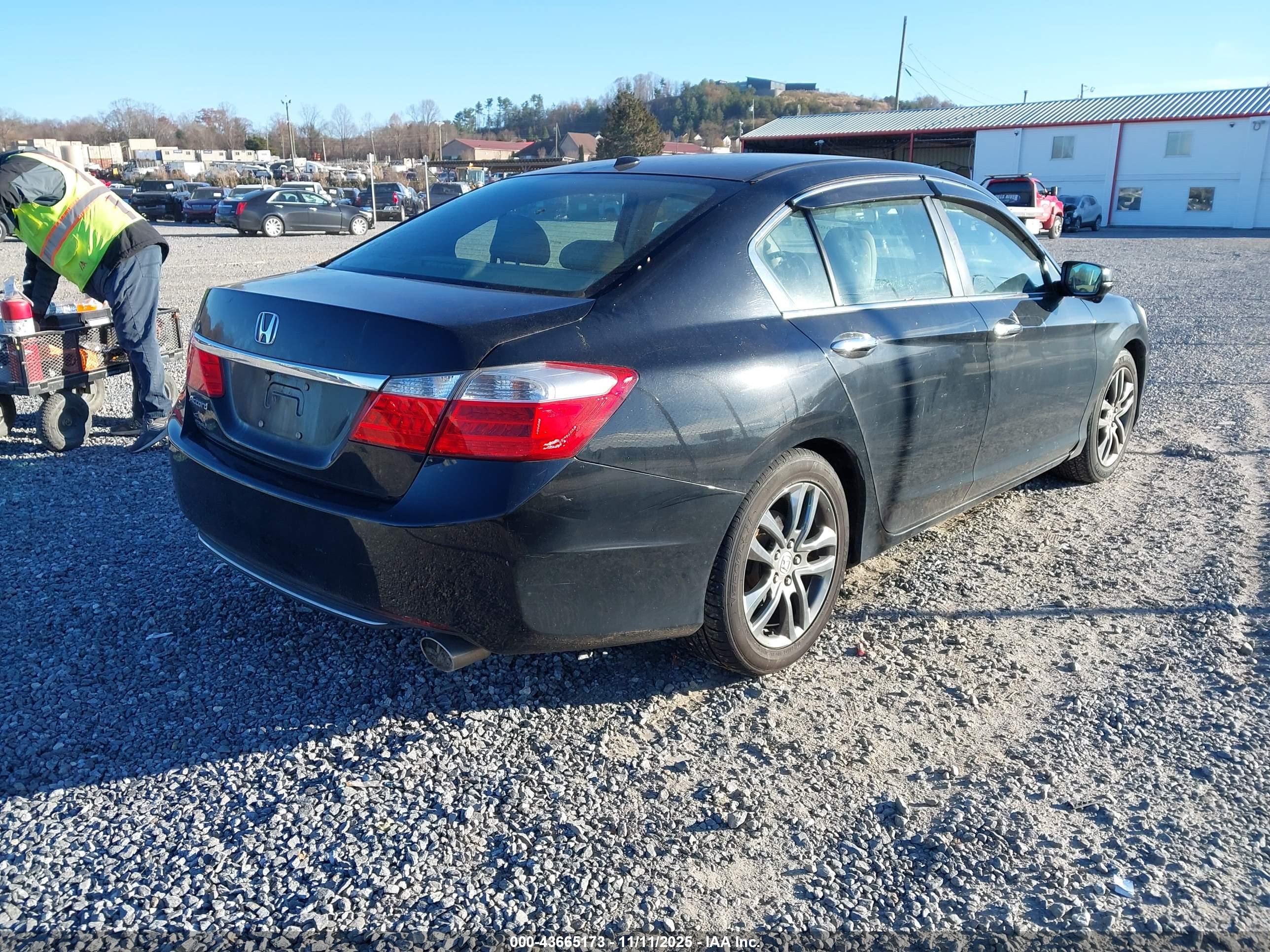 HONDA ACCORD image 4