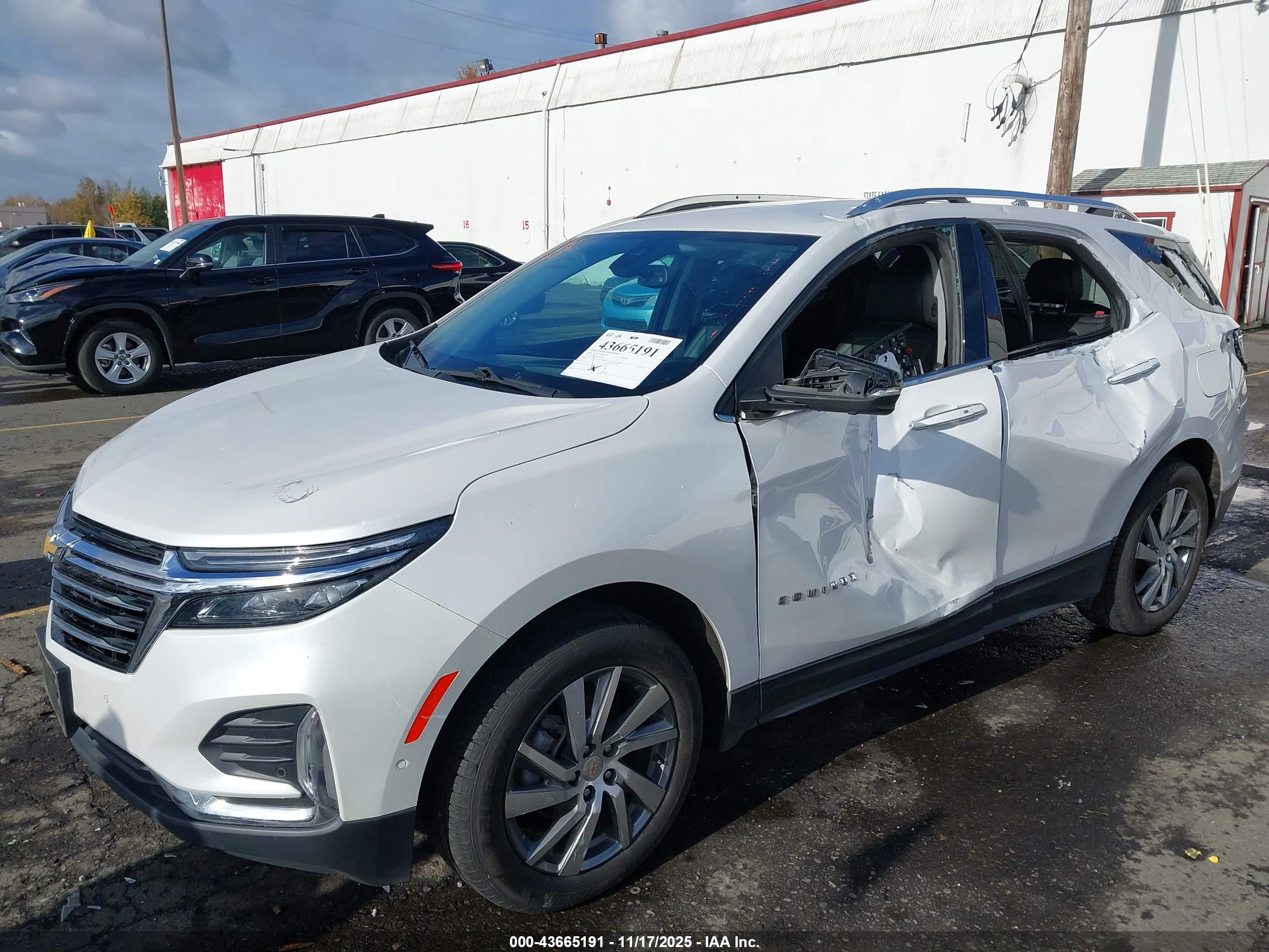 CHEVROLET EQUINOX image 6