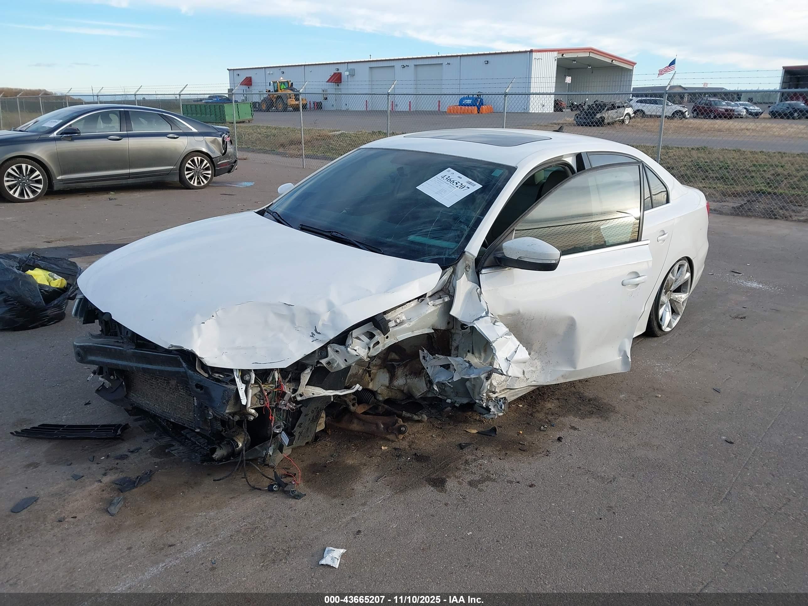 VOLKSWAGEN JETTA image 2