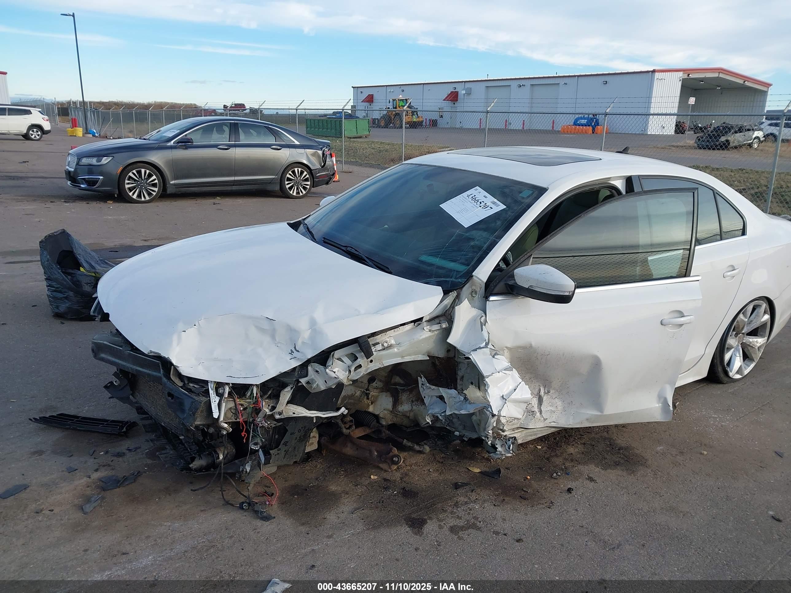 VOLKSWAGEN JETTA image 6