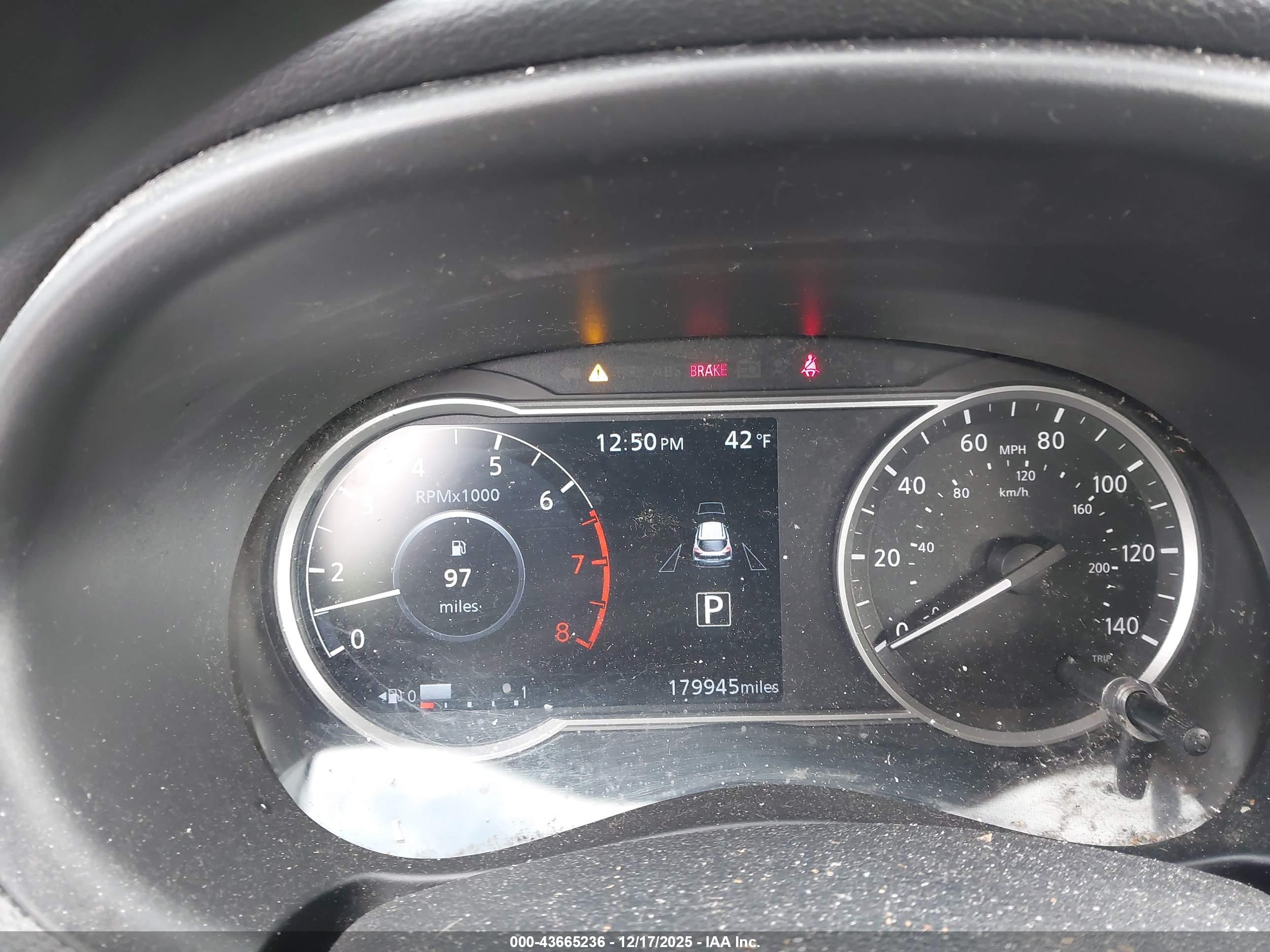 NISSAN KICKS image 7