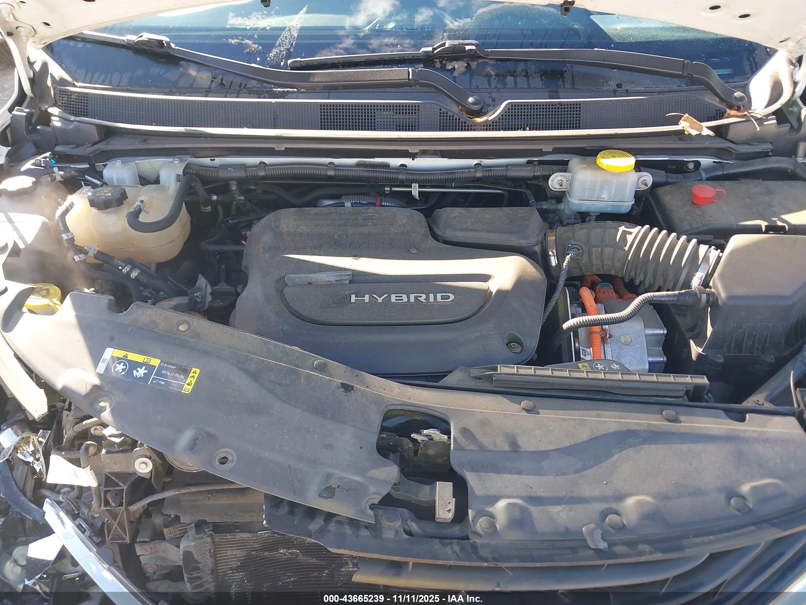 CHRYSLER PACIFICA image 10