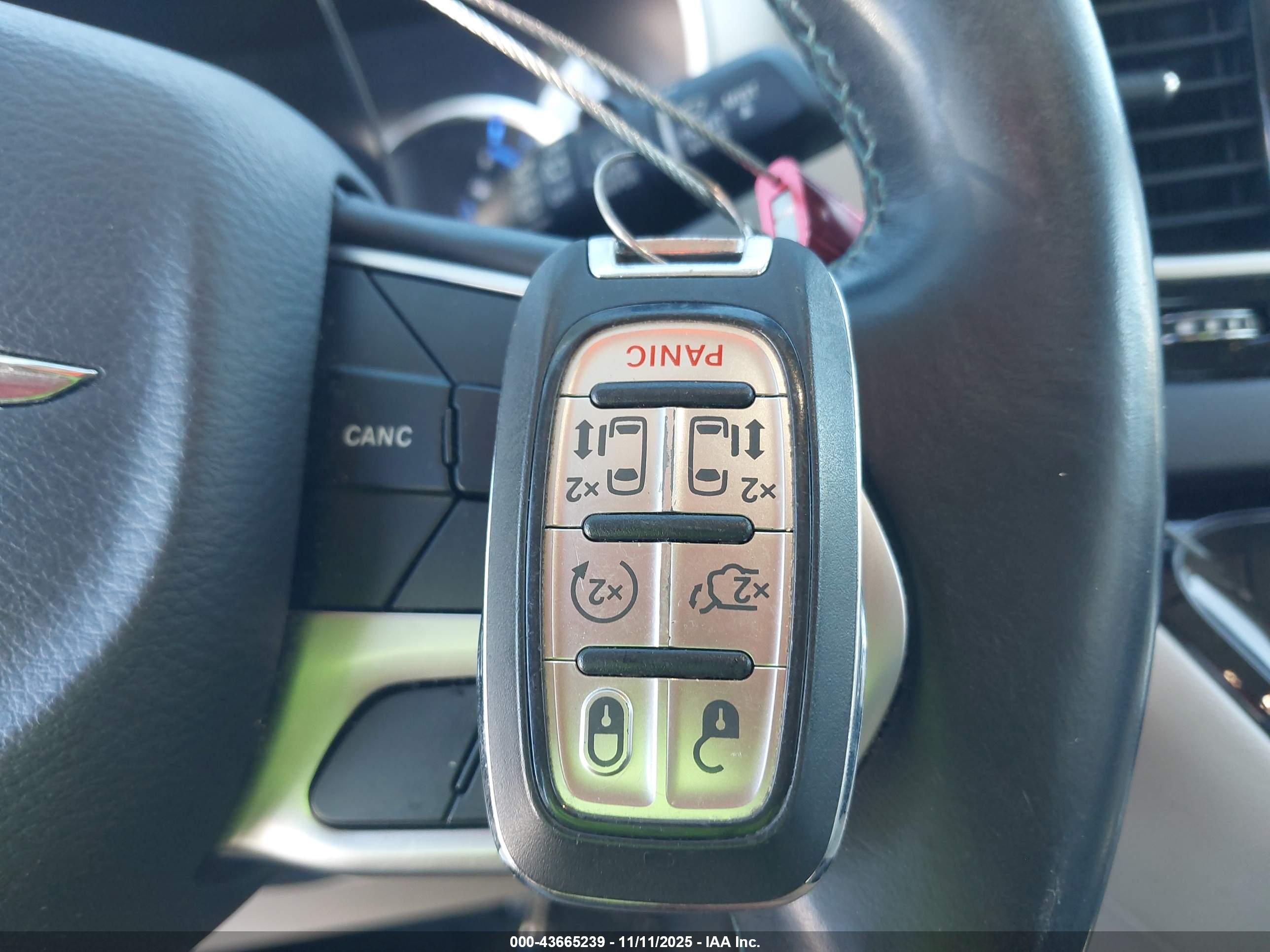 CHRYSLER PACIFICA image 11