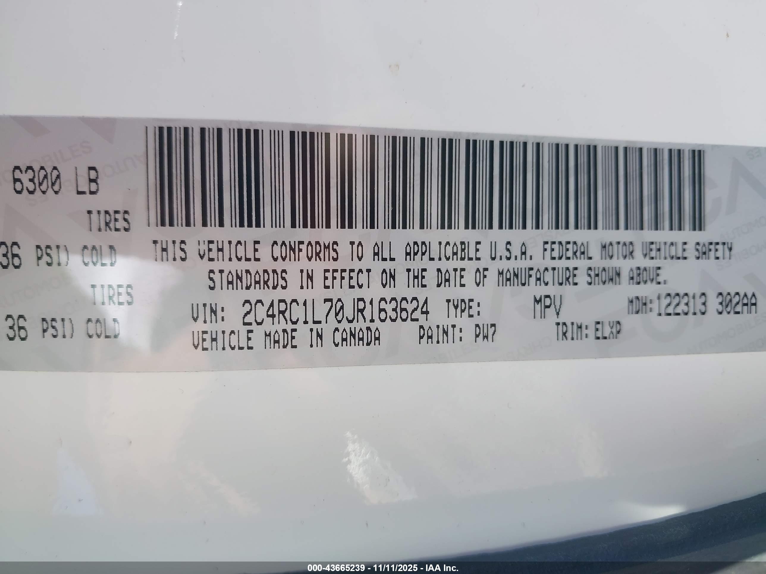 CHRYSLER PACIFICA image 9