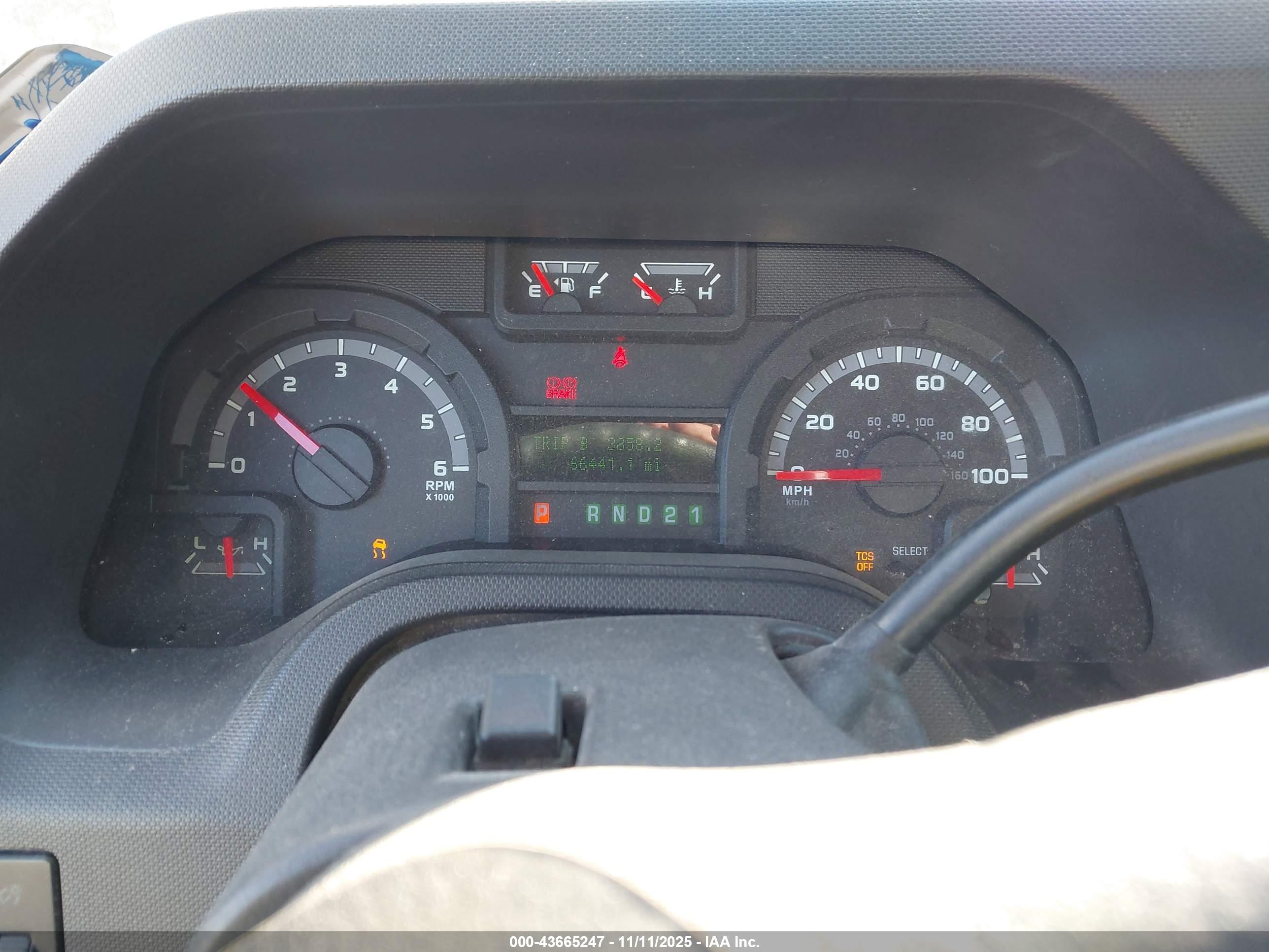 FORD E-350 image 7